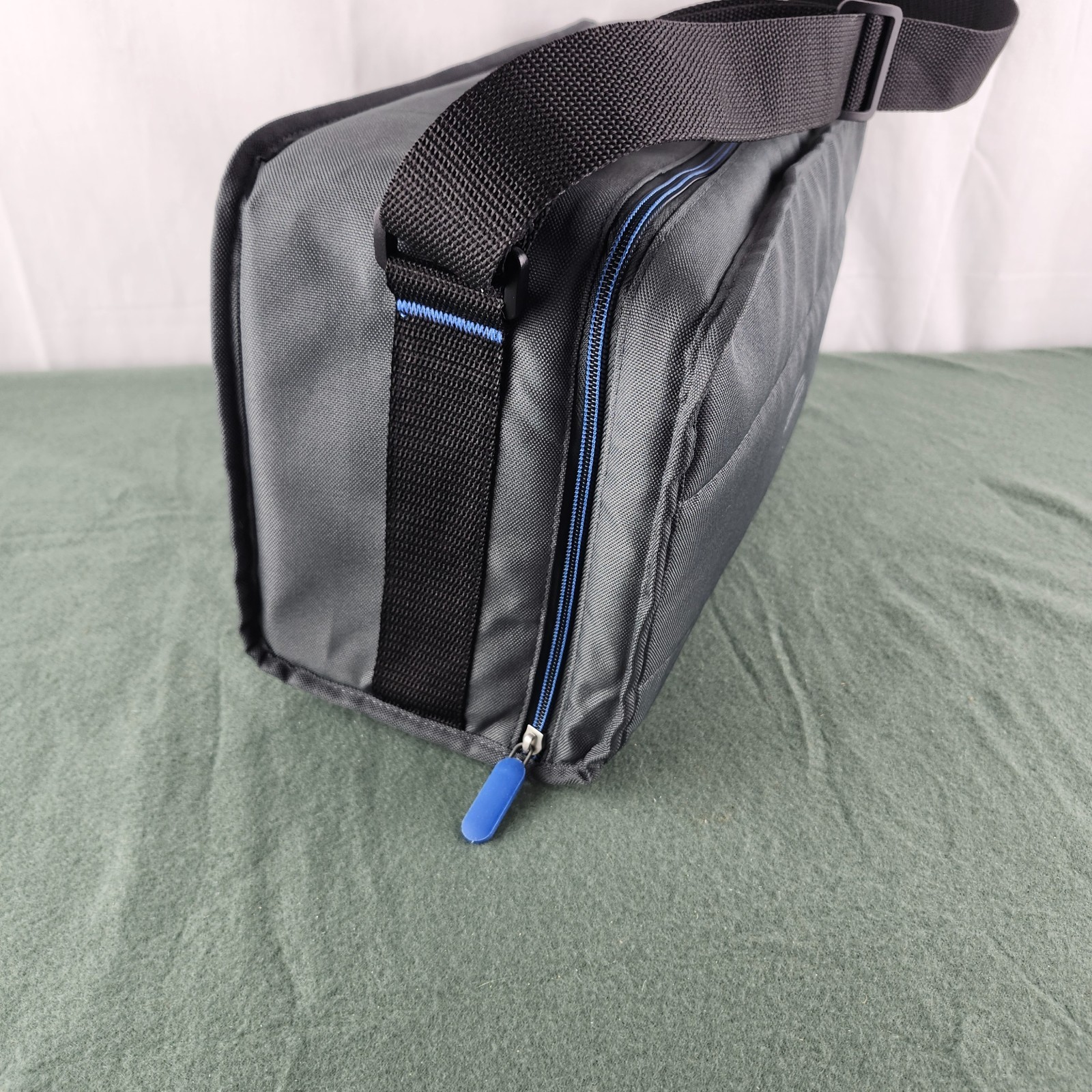 Philips Respironics DreamStation CPAP Travel Bag Carrying Case Gray (BAG ONLY) 