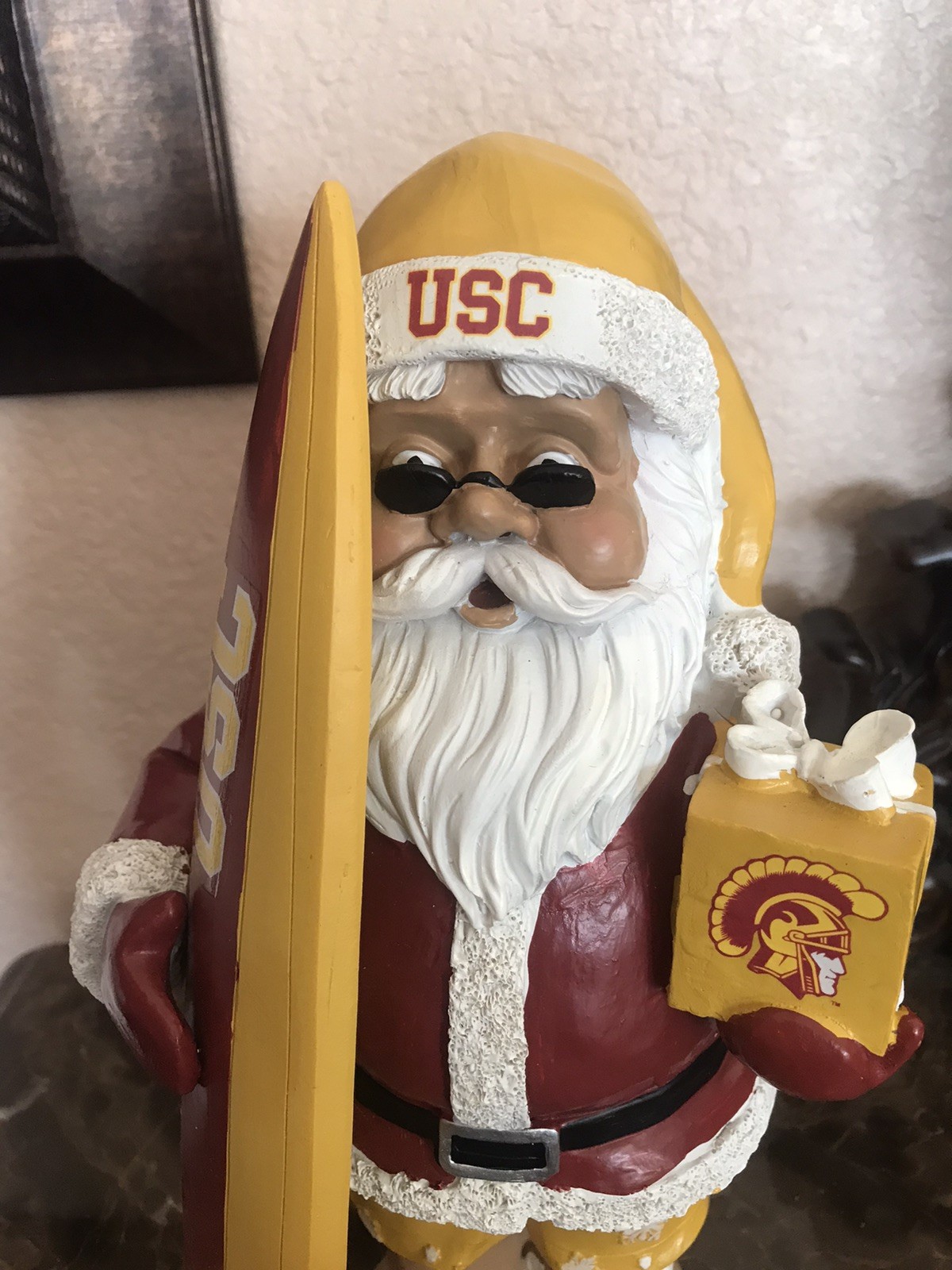 FOREVER COLLECTIBLE USC TROJANS RARE TEAM SANTA FIGURINE