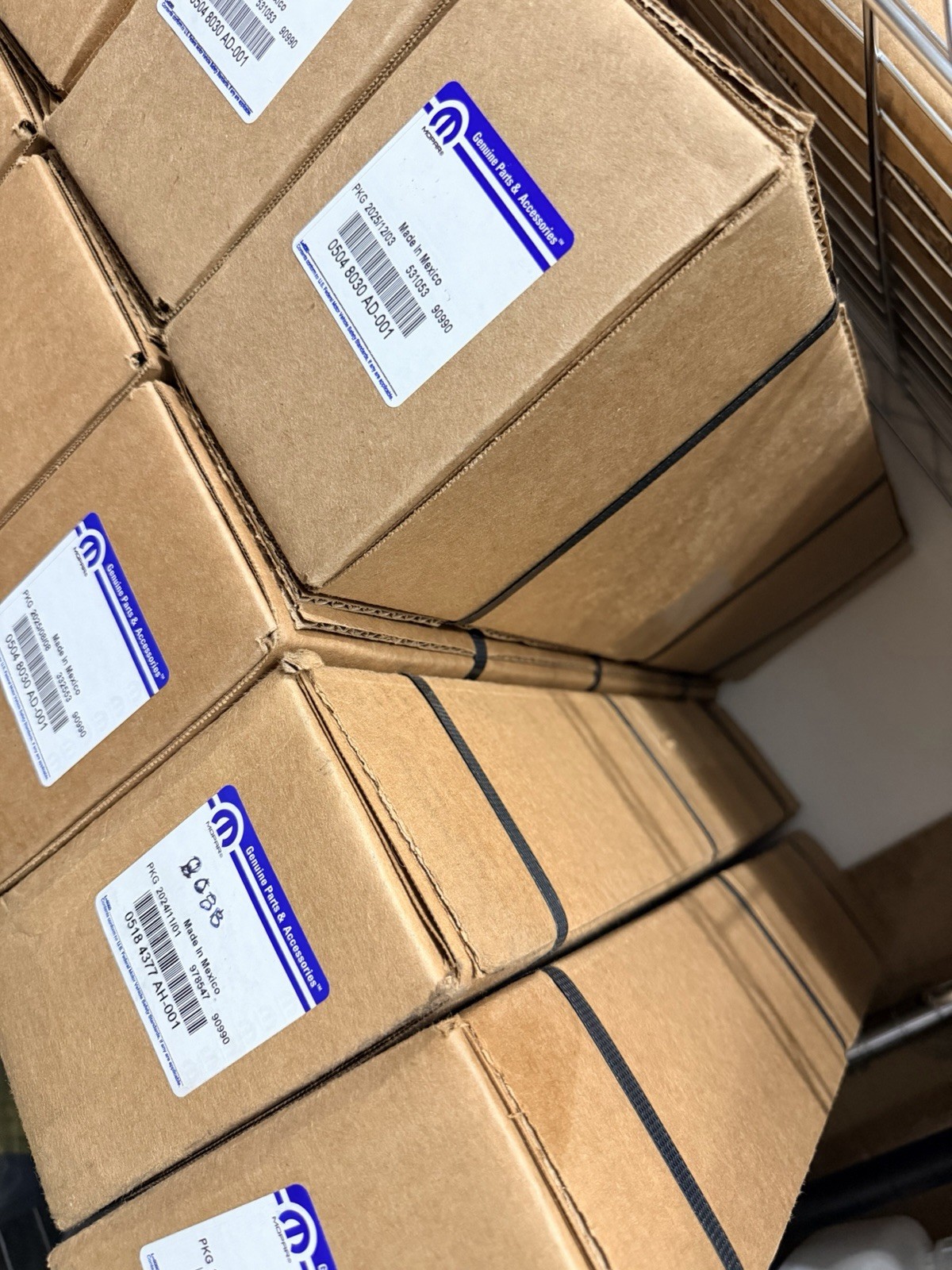 MOPAR 3.6L CAMSHAFTS NEW IN BOX(MULTIPLE NUMBERS)DODGE JEEP RAM CHRYSLER