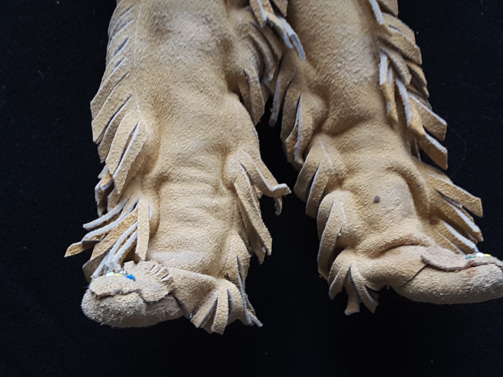 NATIVE AMERICAN BEADED LEATHER DOLL, APPLE HEAD MEDICINE MAN, SB-0226*09087