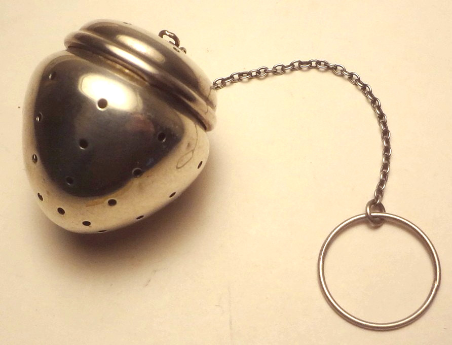 📌c1898 WATROUS MFG. CO. sterling silver #21 ACORN SHAPE TEA BALL -TOP CONDITION