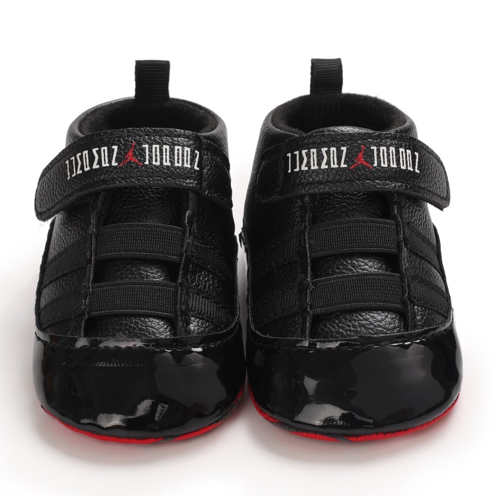 Classic Baby Boy Girl Crib Shoes Infant Sneakers Casual Shoes Newborn Baby Shoes