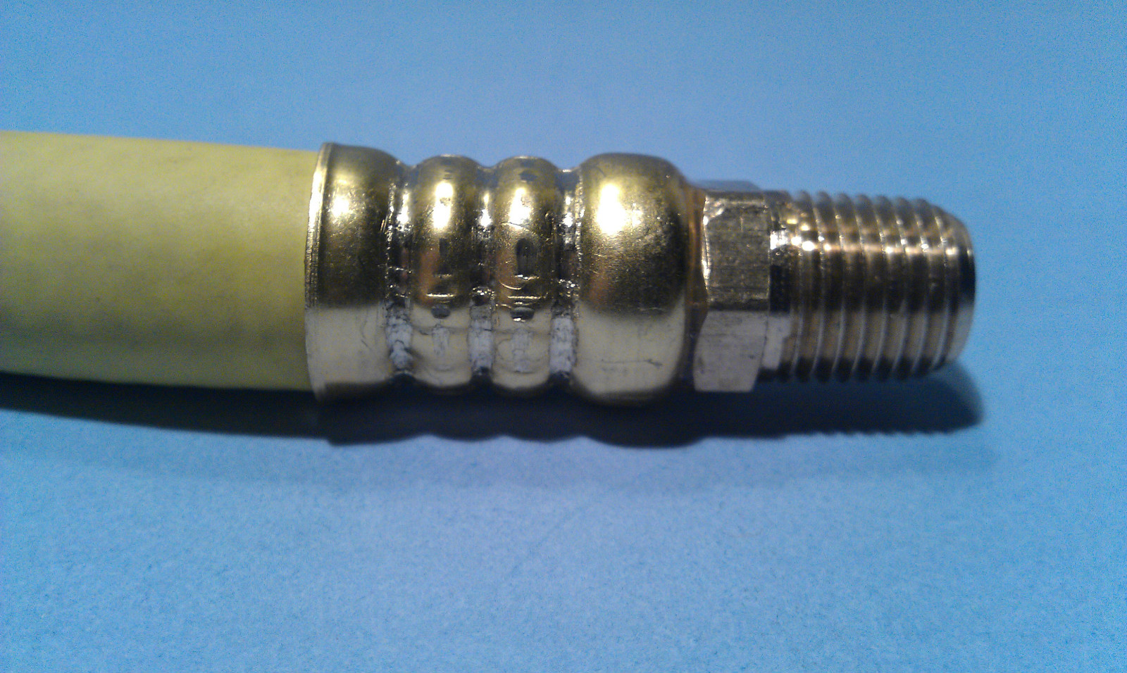 Goodyear USA 3 Foot 3/8 Inch 250 PSI Oil Resistant Rubber Air Hose Pigtail Whip