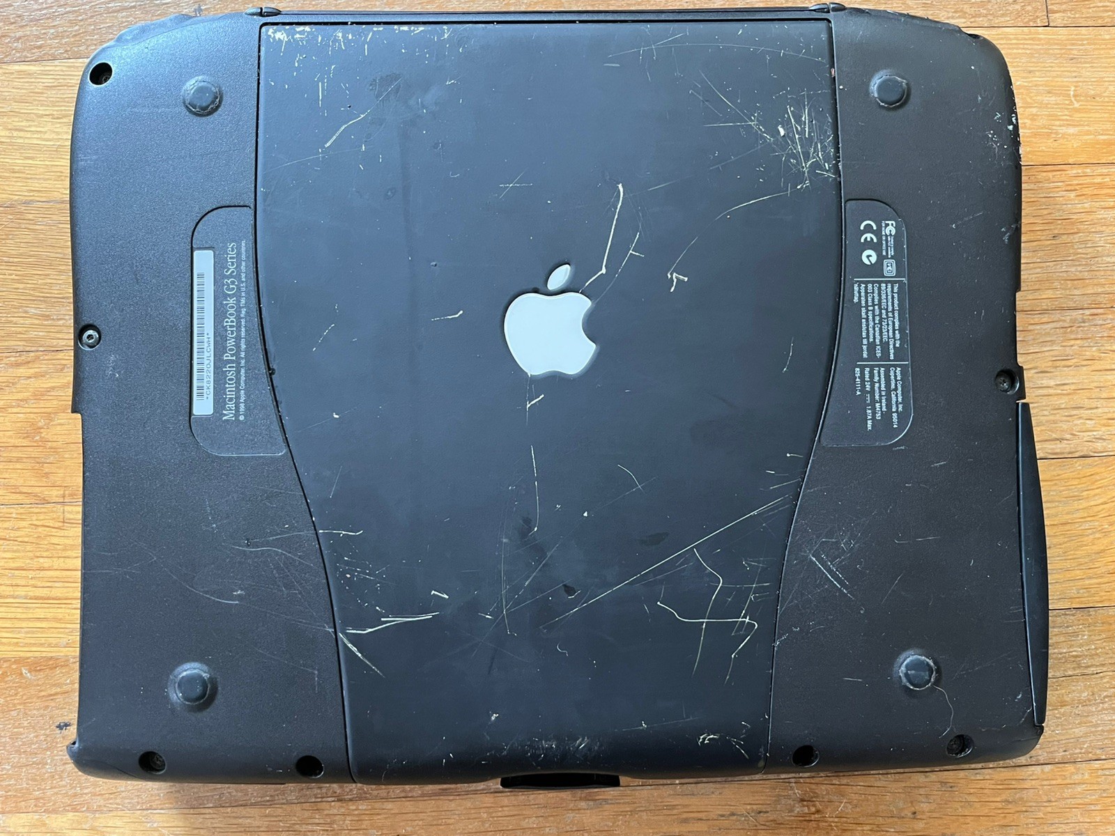 Vintage Apple PowerBook G3 Wall Street 233ghz Laptop & Assesories