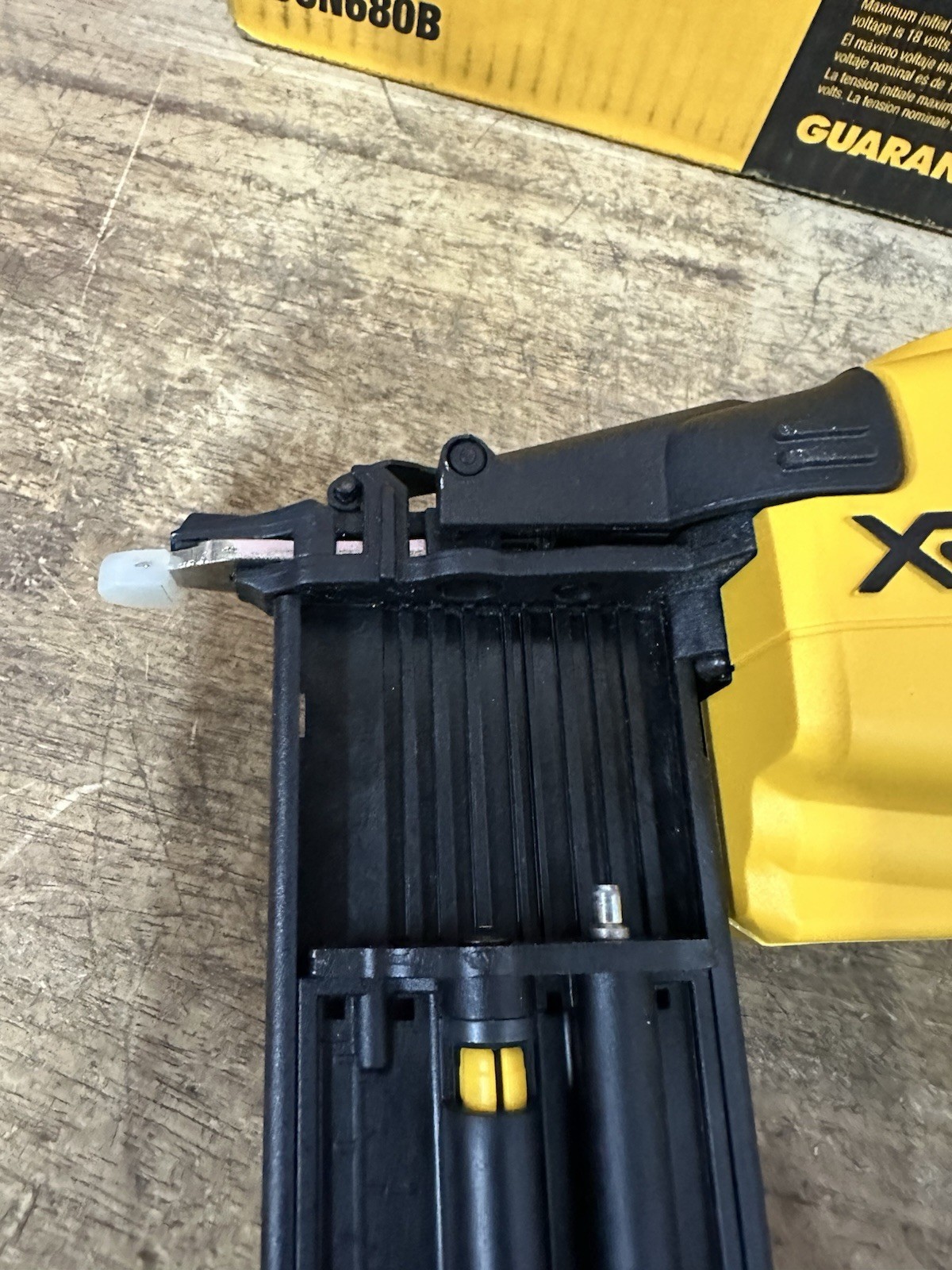 DEWALT 20V MAX XR 18-Gauge Brad Nailer (Tool Only)- DCN680B (Open Box)