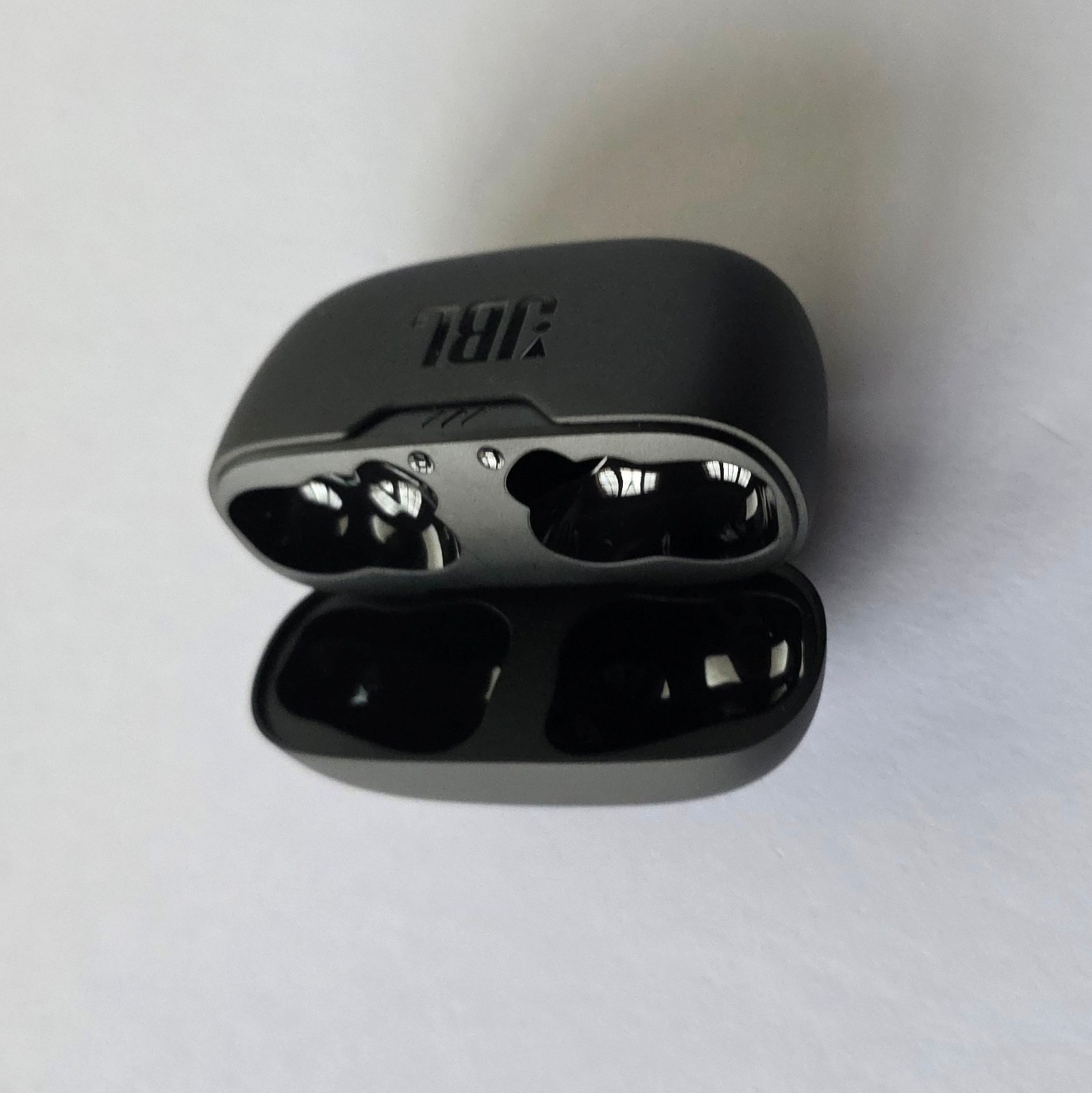 Unused OEM Black CHARGING CASE ONLY for JBL Vibe Beam 2 True Wireless Earbuds