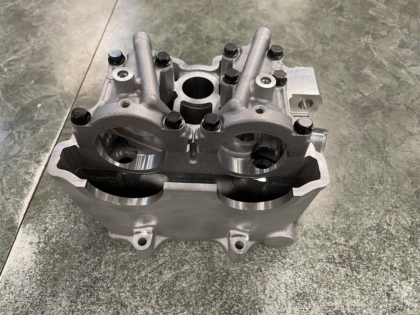 2014-2023 Yamaha YFZ450R YFZ 450R Engine Cylinder Head OEM 1TD-11101-09-00