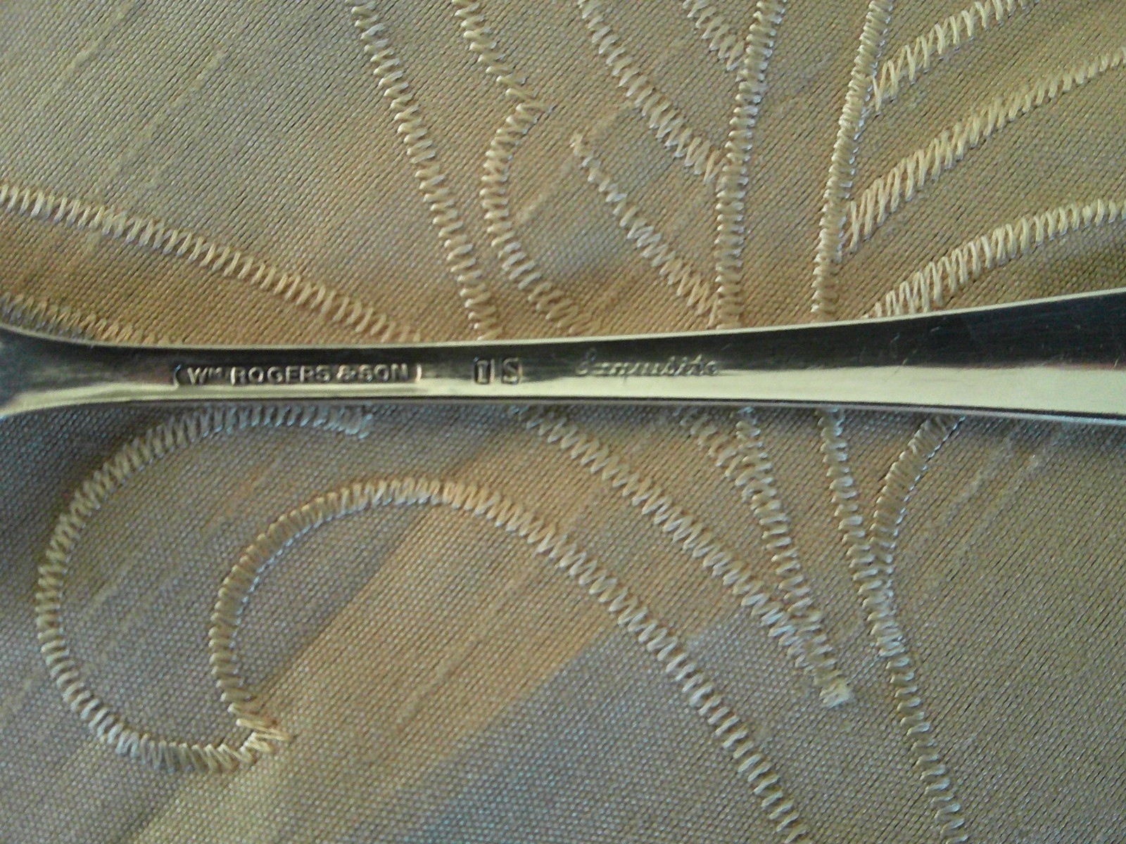 Exquisite Wm Rogers & Son Eight Five O'Clock Spoons IS Silverplate 1940