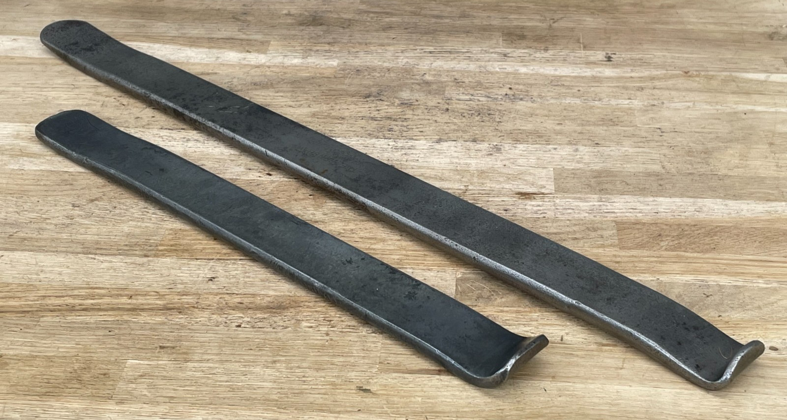 2 Vintage Tyre Levers THE RENSHAW Tyre Lever 17-1/2" & 11-1/4" Old Tool