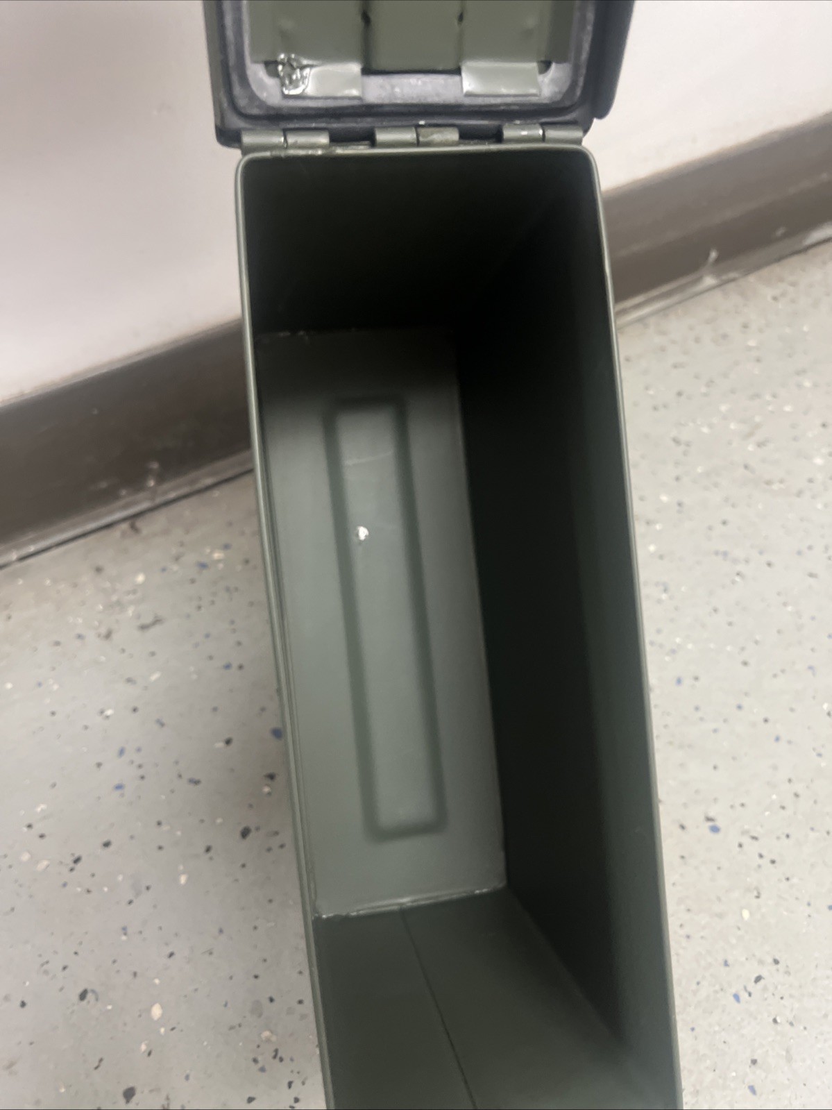 Military 30 CAL Grade 1 M19A1 Metal AMMO CAN 7.62mm BOX .30 CALIBER