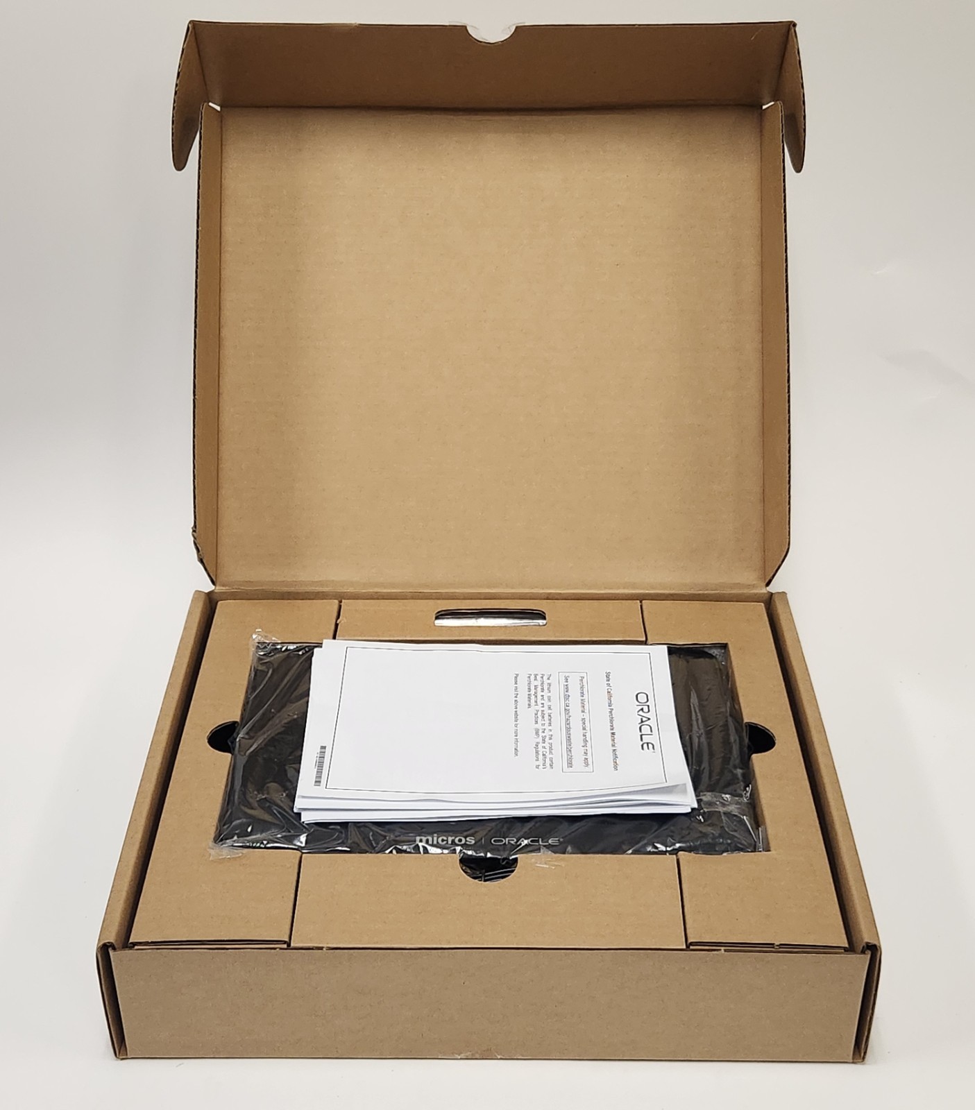 Oracle Micros Compact POS Workstation 3 10" Atom E3930 4GB RAM 64GB NEW OPEN BOX