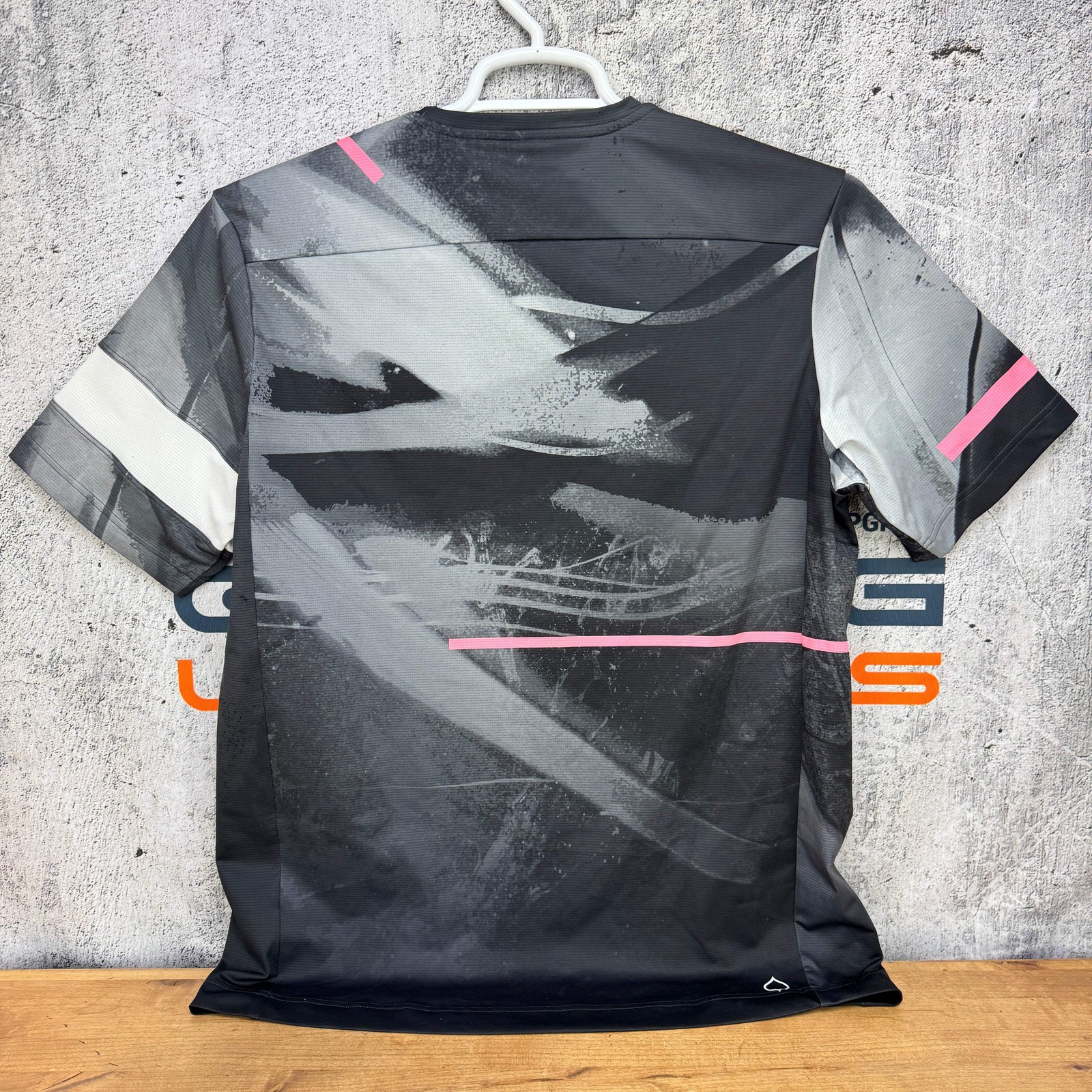 Light Wear Rapha Technical T-Shirt Men's Large Black Cycling Clothing