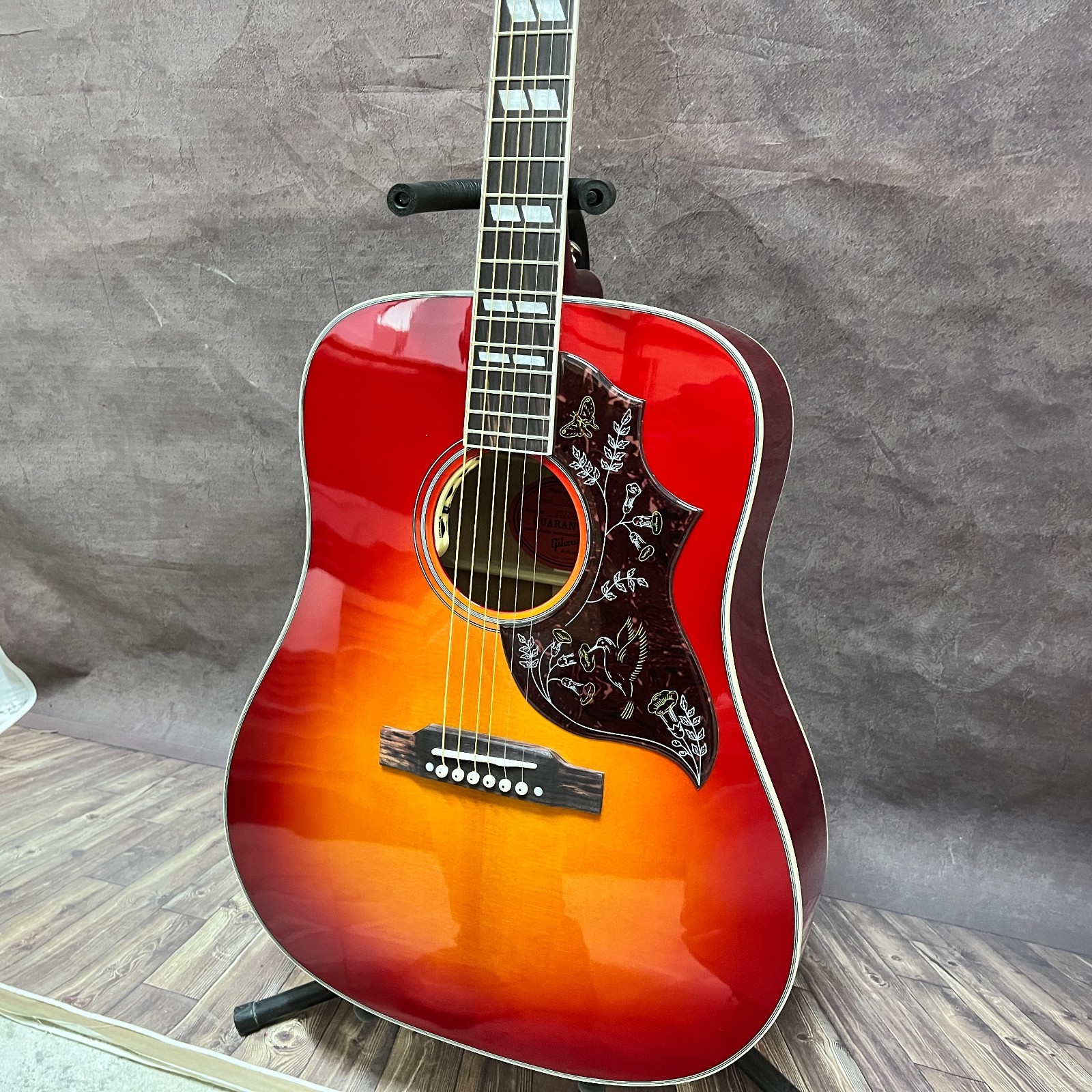 US warehouse Hummingbird acoustic guitar rosewood fingerboard CHERRY SUNBURST