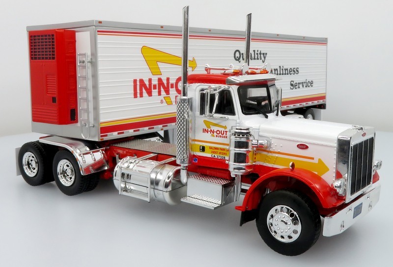 1:43 Peterbilt 359 Tractor Trailer: In-N-Out Burger