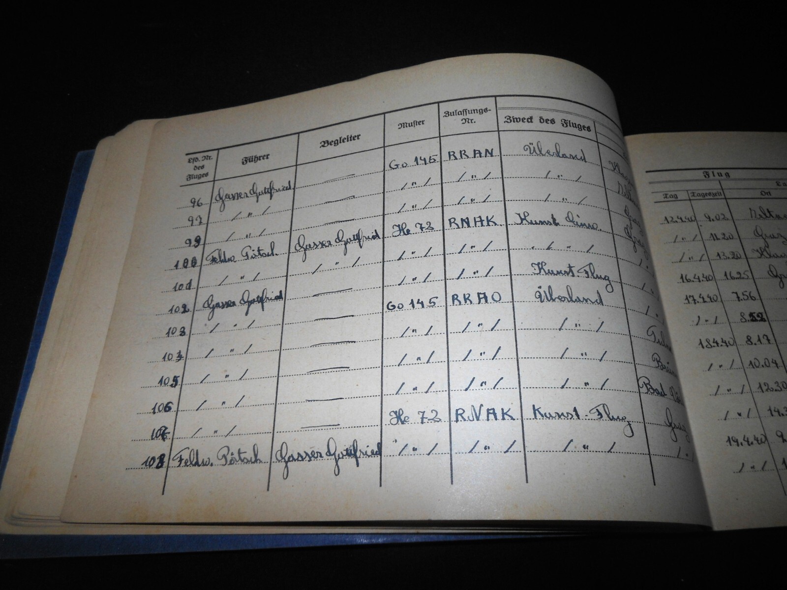 WW II German LW Flugbuch - FLIGHT LOG BOOK - Ju52 He111 Do17 Do23 Ju86 - NICE!