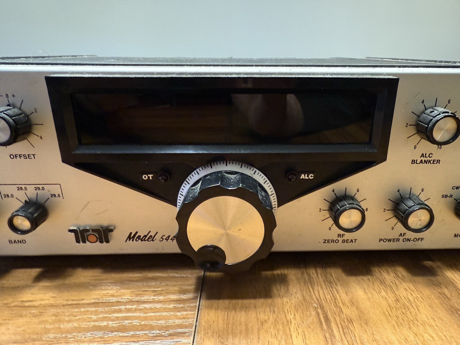 Ten Tec Model 544 Digital Readout Transceiver UNTESTED NO CORDS READ