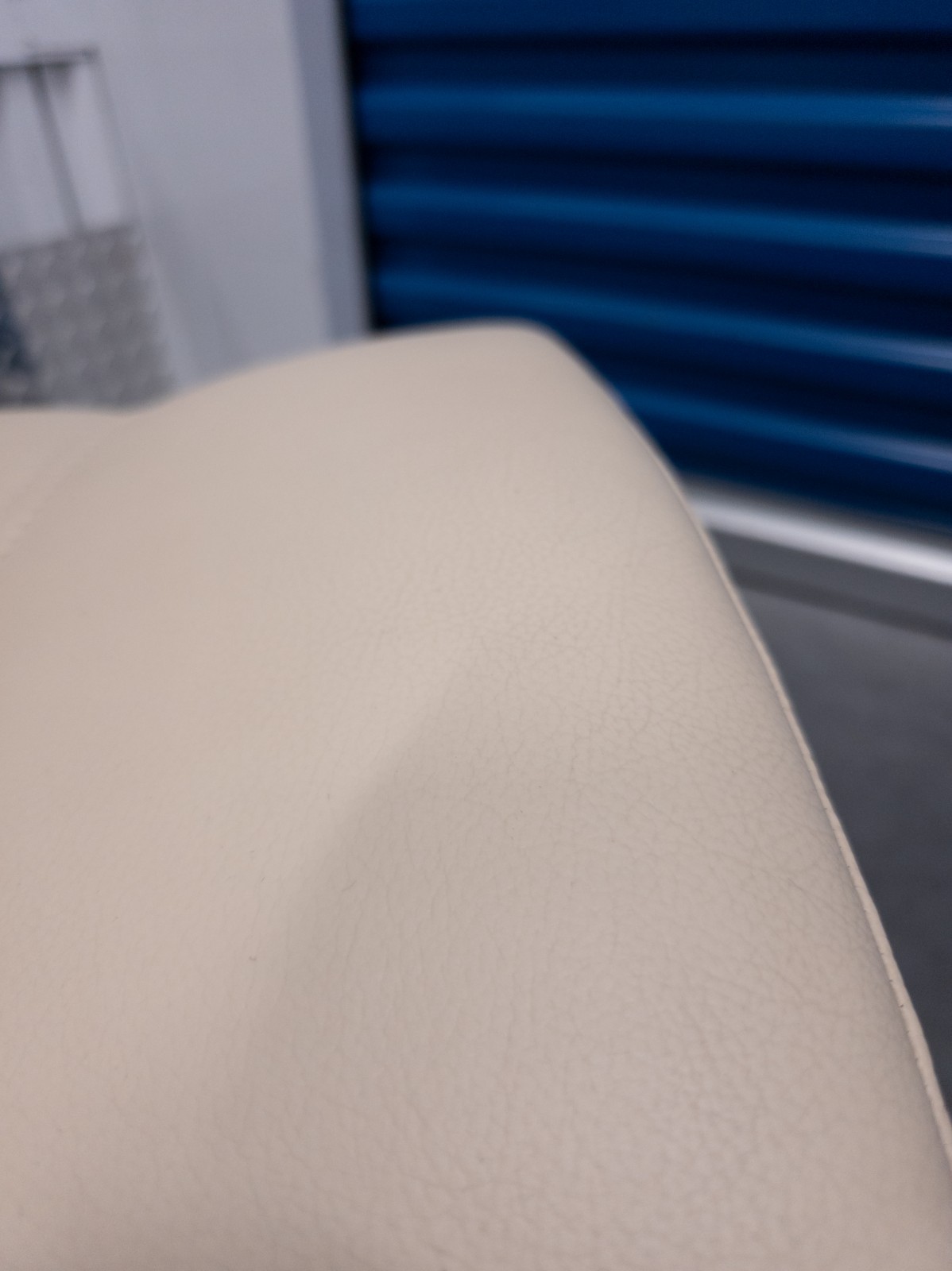 Ekornes Stressless Cream Colored Leather Ottoman | Tilt Function | Teak