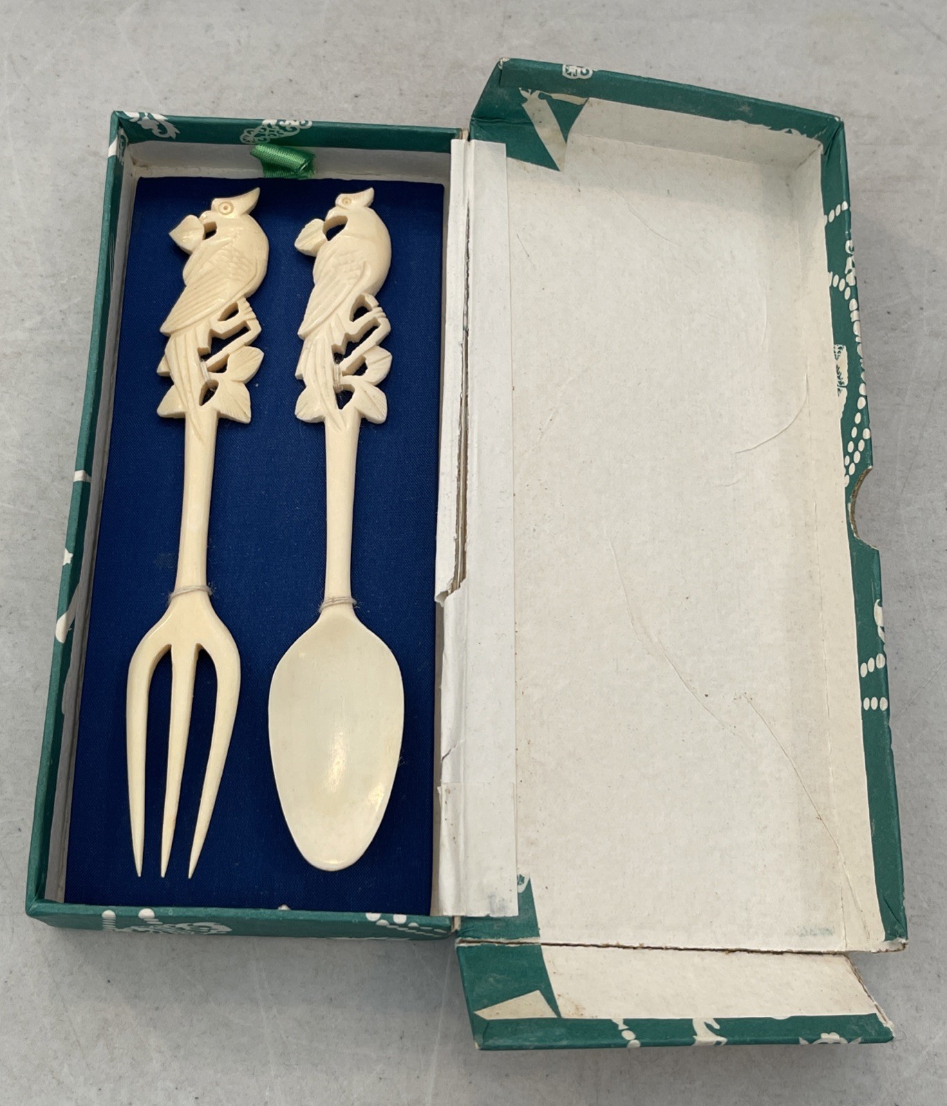Vintage Unused Carved Fork & Spoon Bird Original Box Made in China