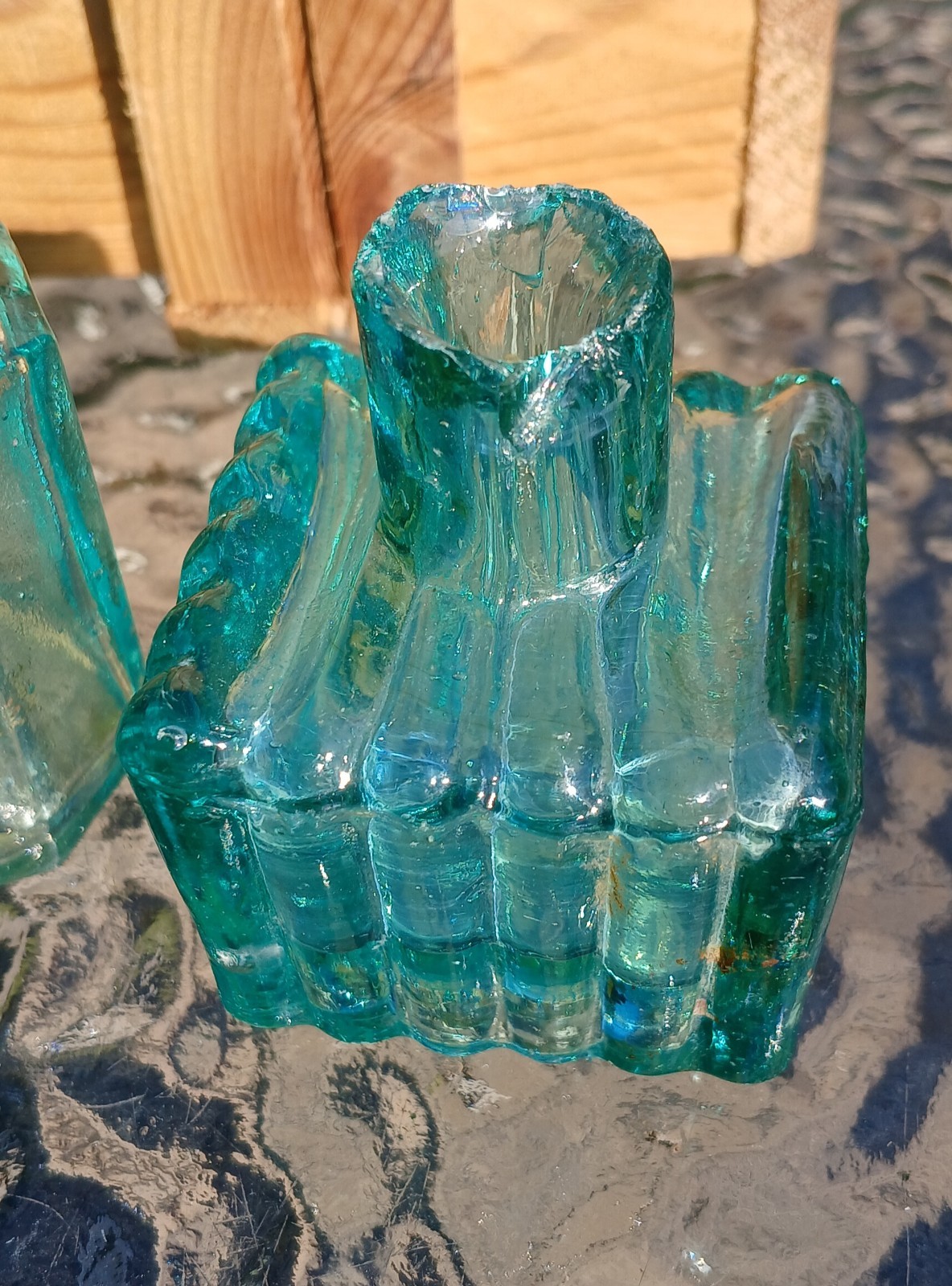 Green 19th C. Inkwell Lot of 3, Bubbles Ruff Tops