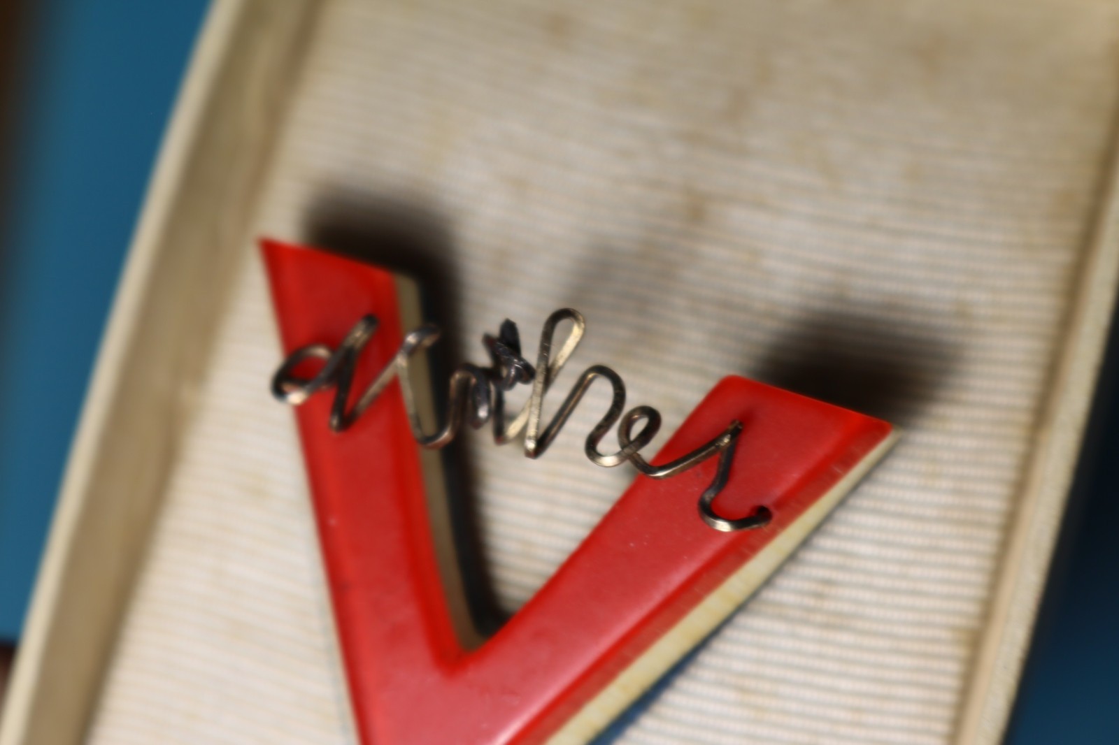 Mother V for Victory Pin - Bakelite WWII Red White Blue Patriotic Gift Brooch