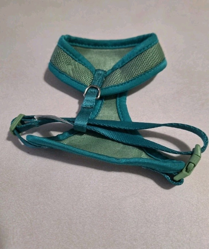 Mesh Cat Harness Adjustable For Cats Blue/Green XS-S Neck 8-12", Chest 12-17"