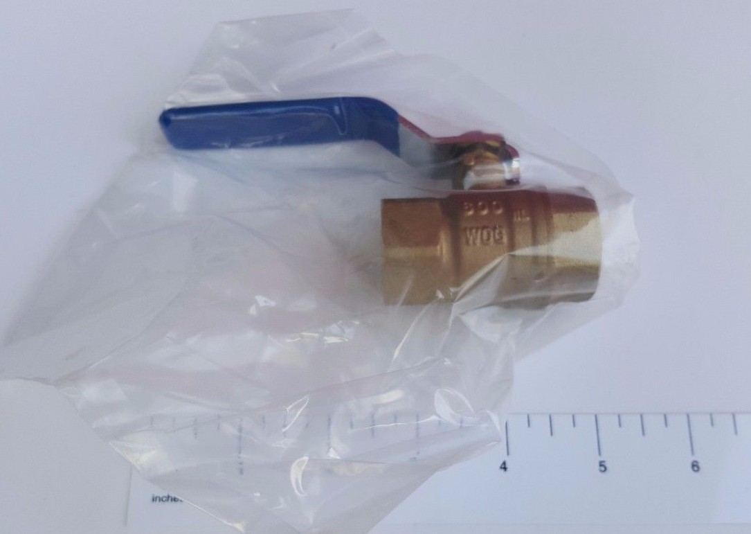 1) 3/4" FEMALE THREADED BALL VALVE, LEAD FREE BRASS, 600 PSI, WATER OIL GAS