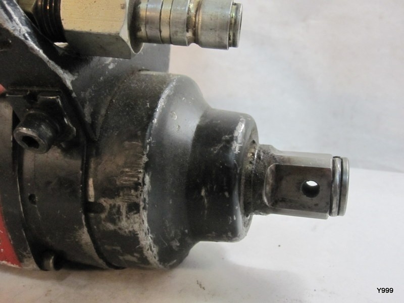 SNAP ON TOOLS IM1800 1 INCH DRIVE IMPACT GUN