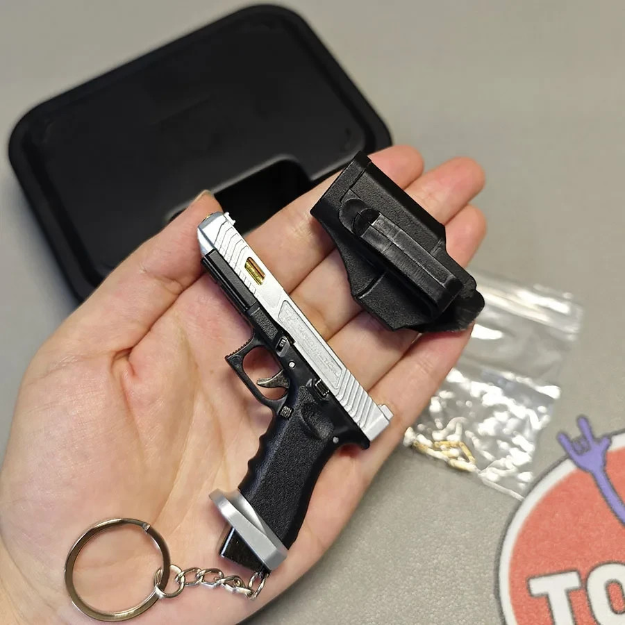 G34 Alloy Mini Pistol Keychain Toy 1:3 Scale Shell Ejection 4 Color Set