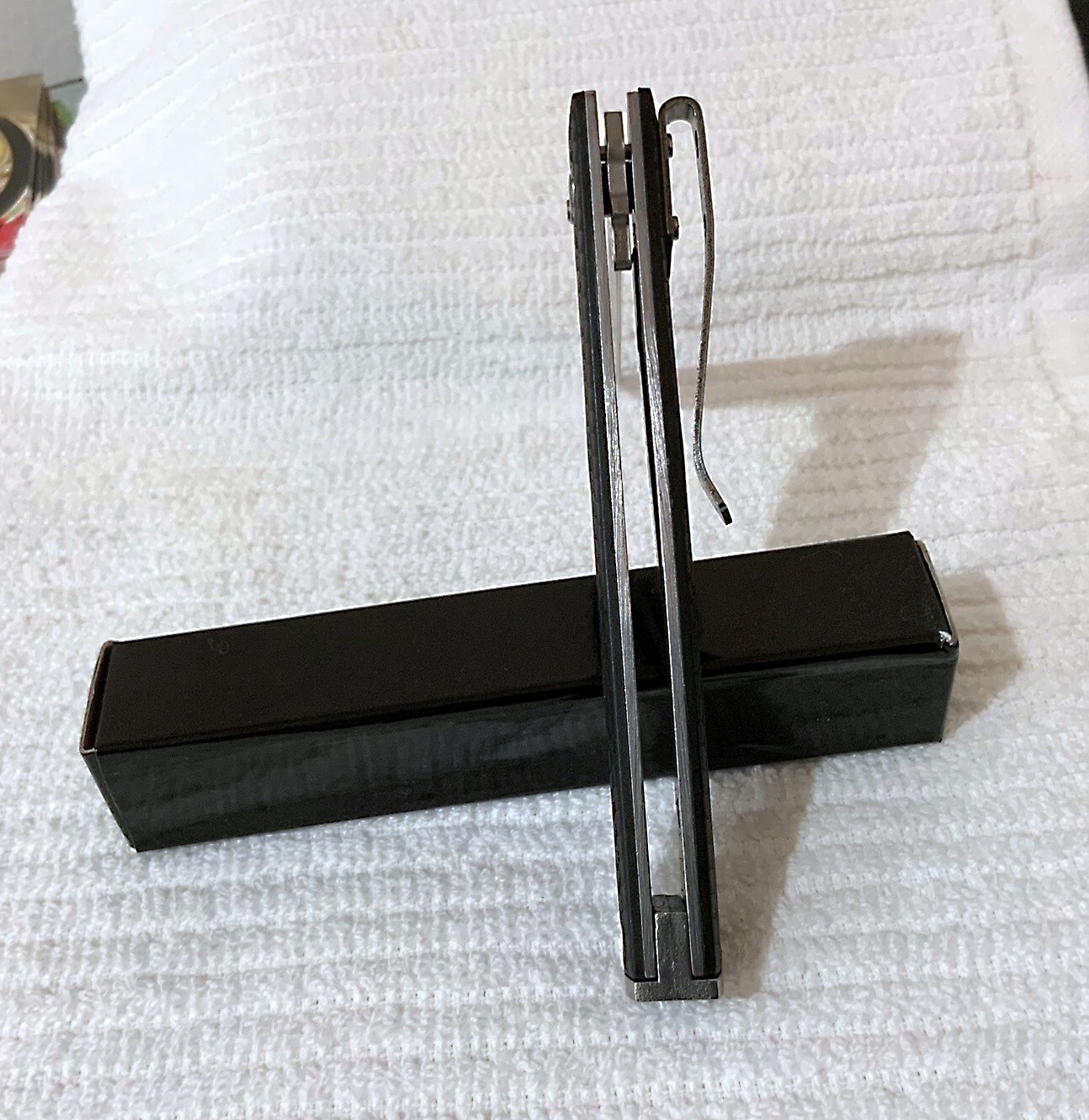 M390 Composite Fiber Handle Straight Blade Pocket Knife