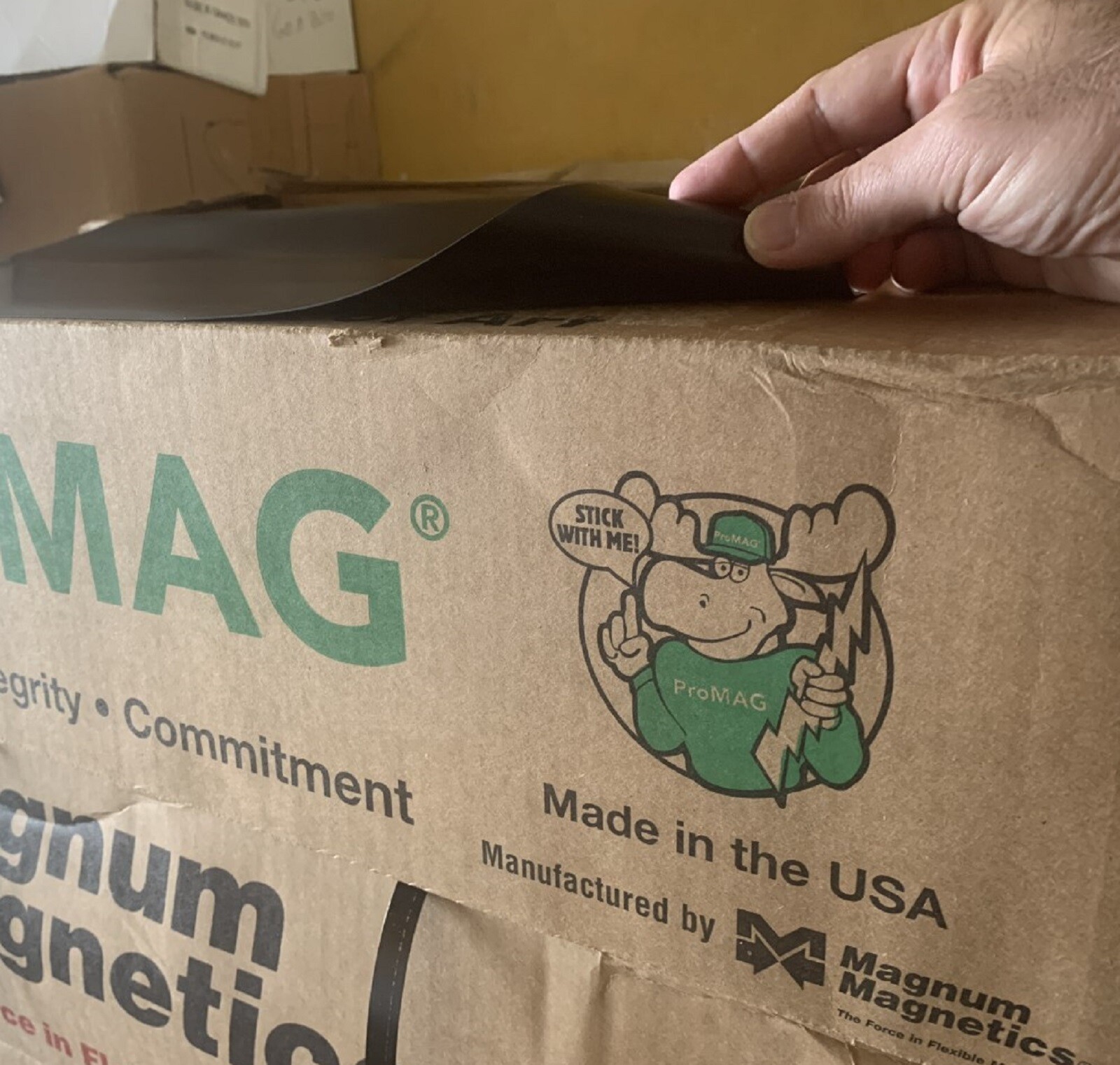 1 BLANK MAGNETIC SHEET - BEST CAR MAGNET ROLL 24" X 50 feet- 30 MIL Black