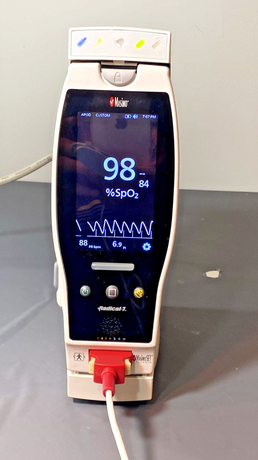 Masimo Radical 7 Rainbow Pulse Oximeter
