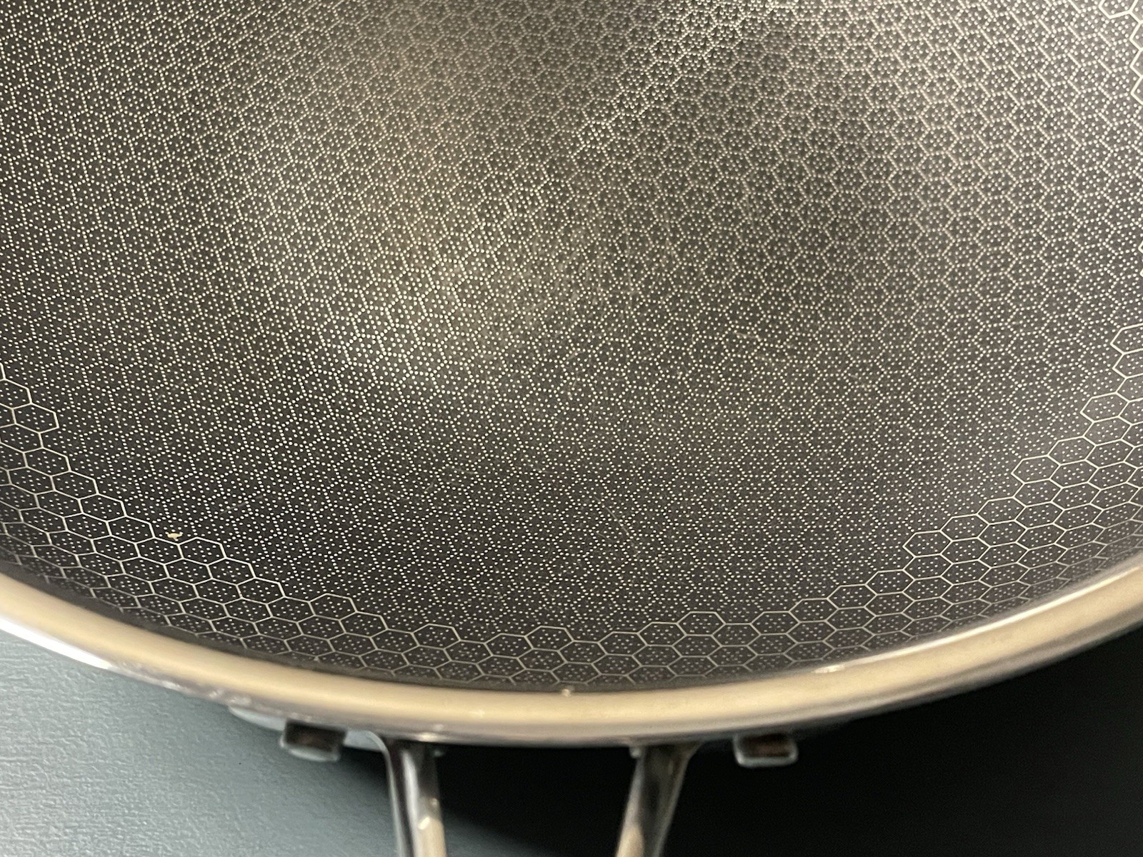 Hexclad 12" Wok Hybrid Stainless Steel Nonstick Pan Used no lid (W26)