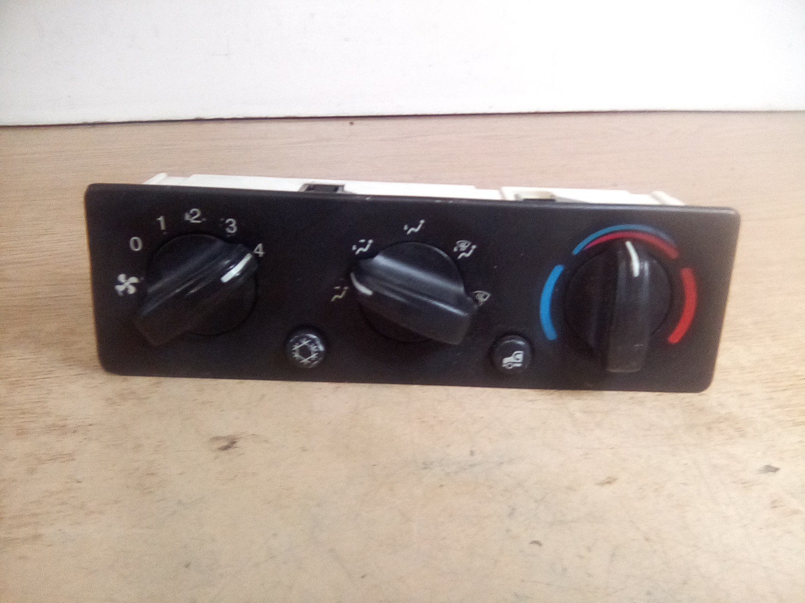 Peterbilt 579 Climate Control Q21-6012