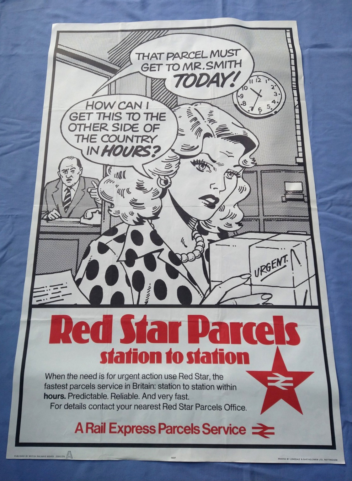 Red Star Parcels British Railway Express Package Travel Poster 70's Original