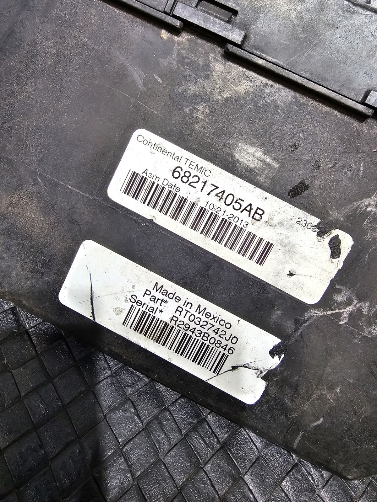 2014 Dodge Grand Caravan / Town Country Fuse Box TIPM OEM 68217405AB