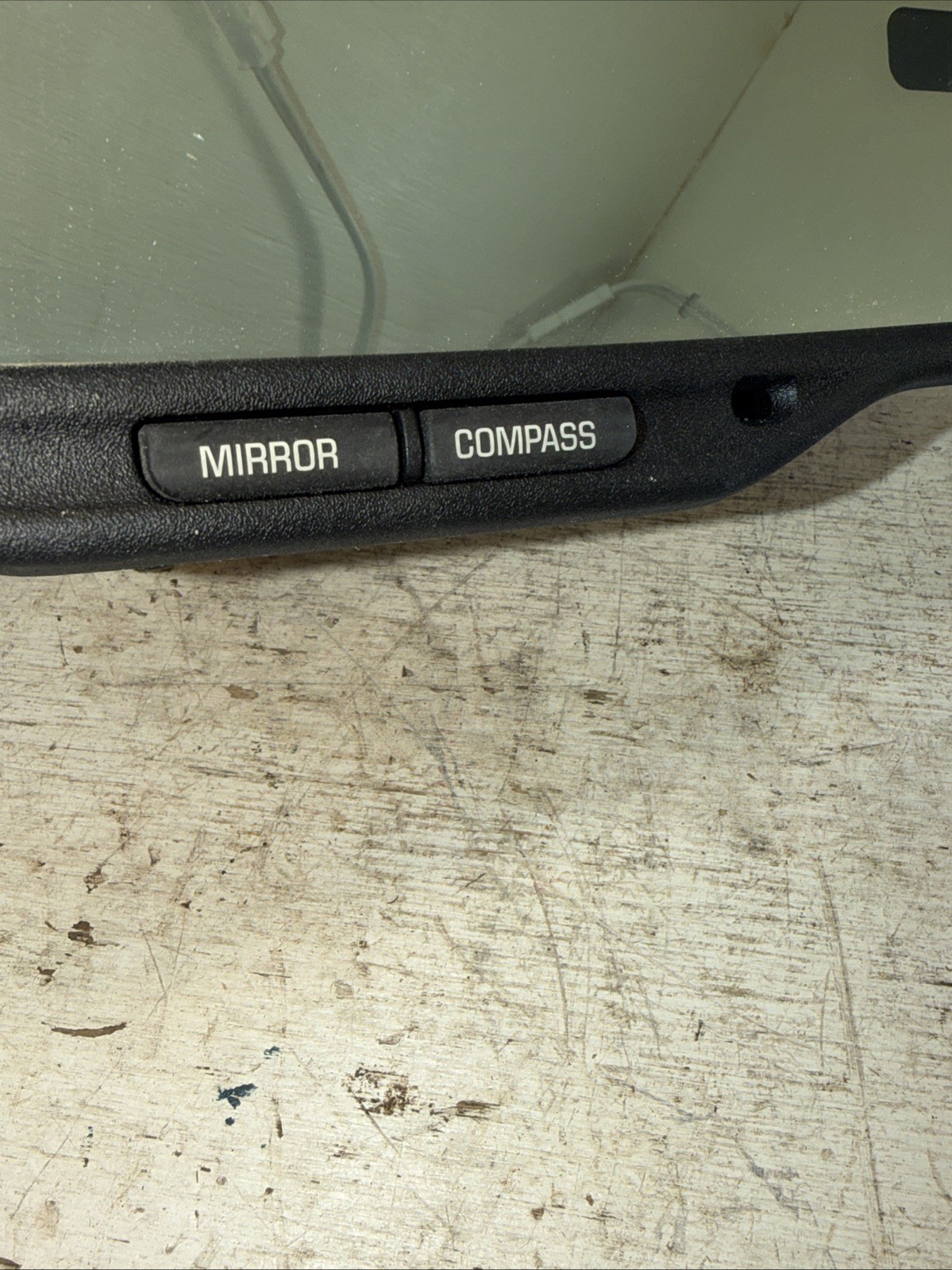 New OEM GM E11015322 GNTX261 Rearview Mirror Fits 2003-06 Silverados Tahoe Yukon