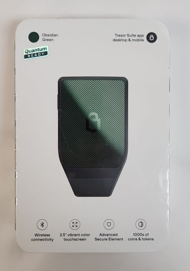 Trezor Safe 7 Crypto Hardware Wallet Bluetooth, Color Touchscreen-Obsidian Green