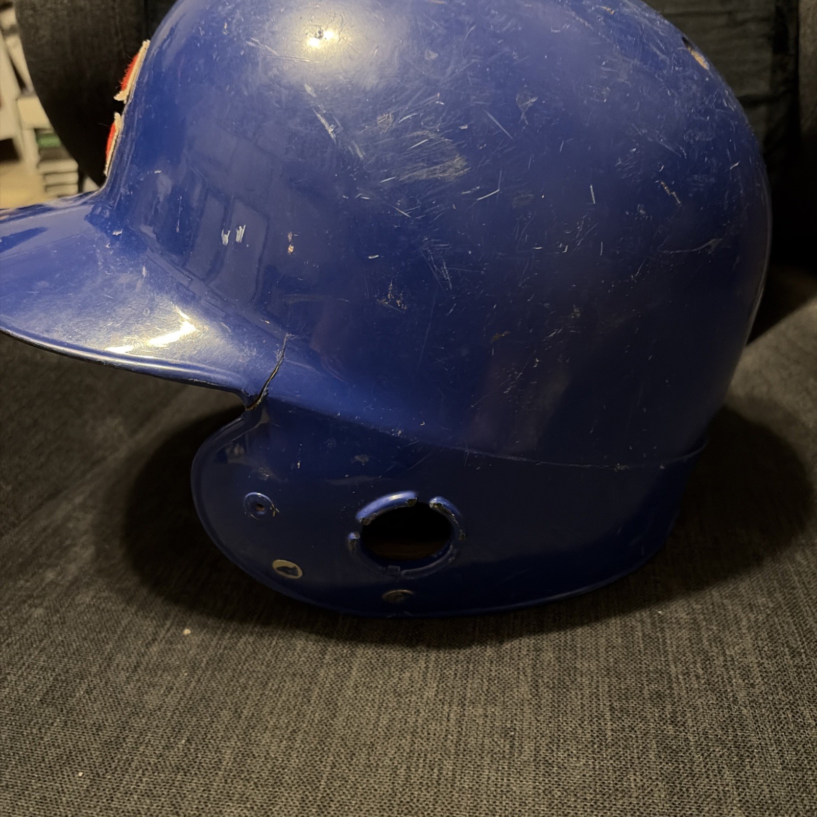 Rare Chicago Cubs Used Batting Helmet Cracked Vintage LG