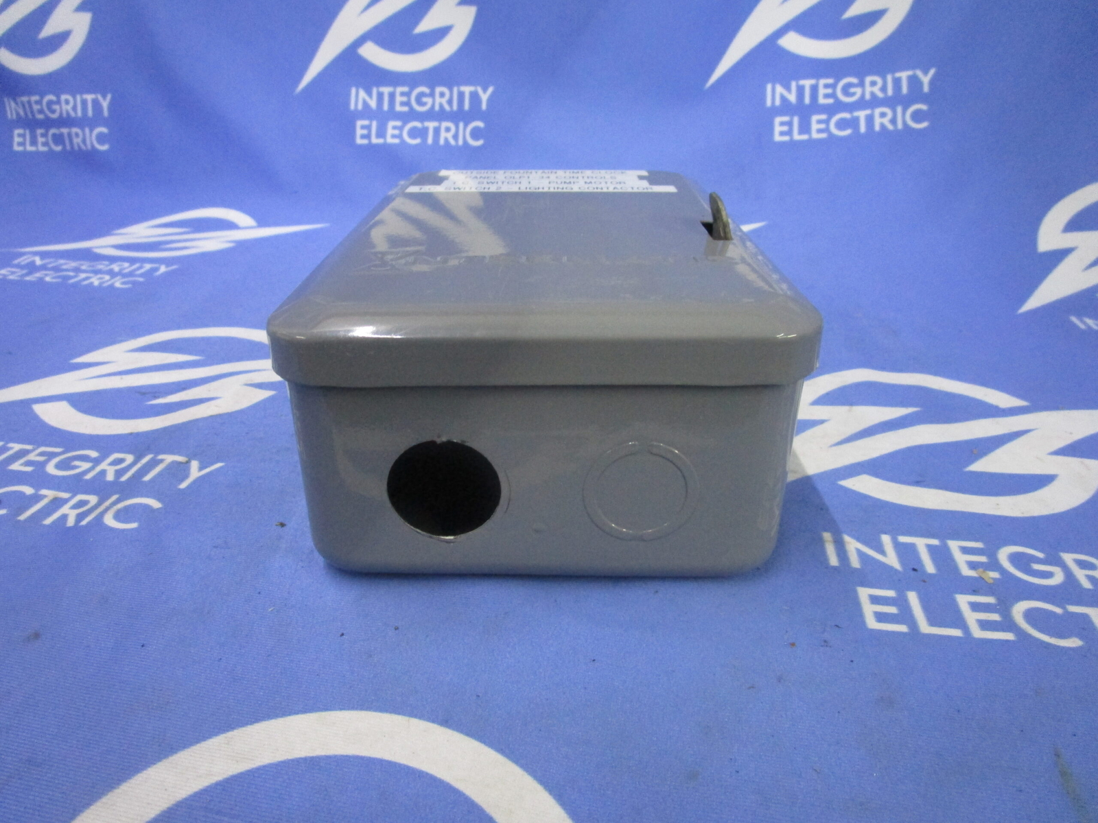 INTERMATIC 24-HOUR TIME SWITCH ET70215C 20A 120-208-240-277VAC INPUT 10WATTS 1 Y