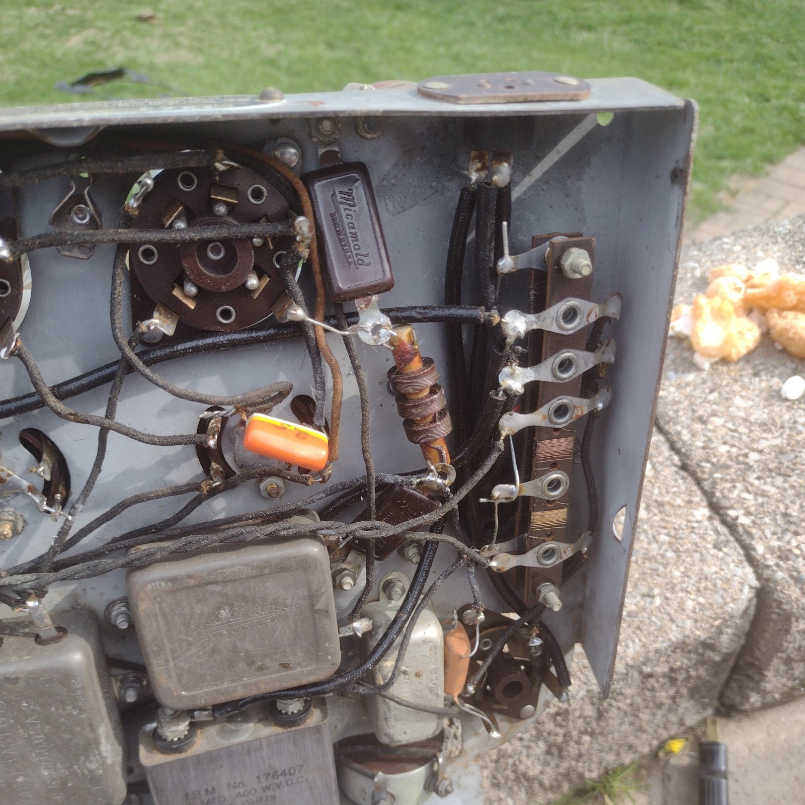 Antique 1931 Crosley Model 54 Cathedral Or Tombstone Radio Chassis. Parts Only