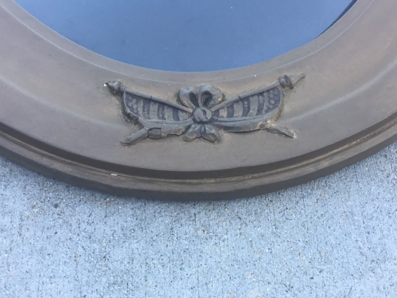 Vtg WW1 Convex Glass Soldier Military Portrait US Army Oval Framed Wall Hanging