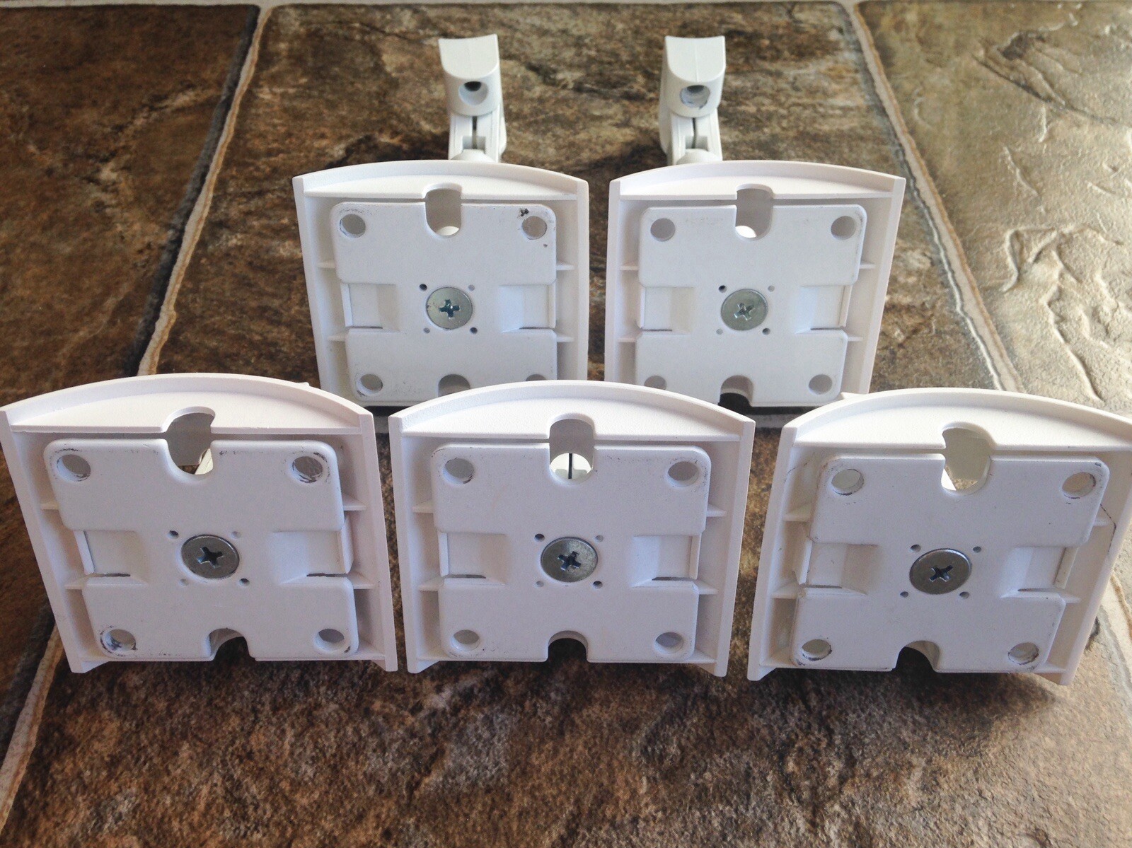 Set of 5 Bose UB-20B Wall Speaker Mount Brackets-Jewel/Other Cube Speakers UB20.