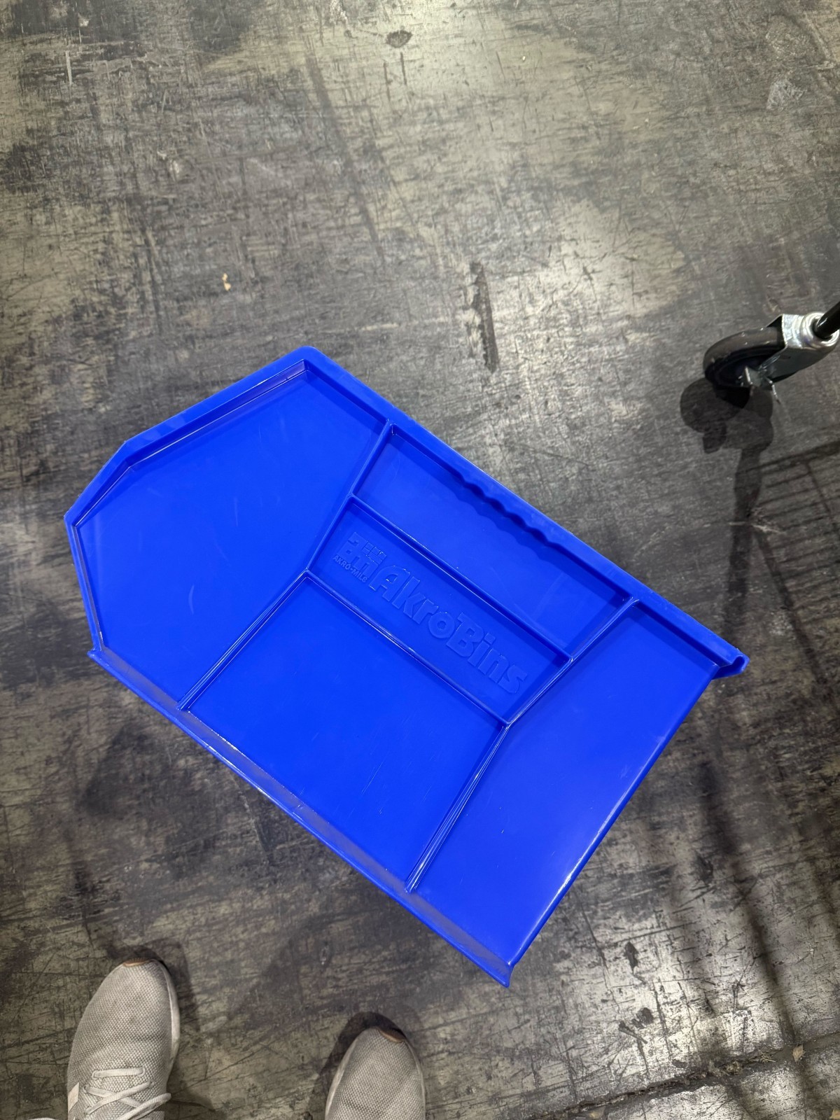 AkroBins Plastic Storage Bin 18 x 16.5 x 11 Used Organizer