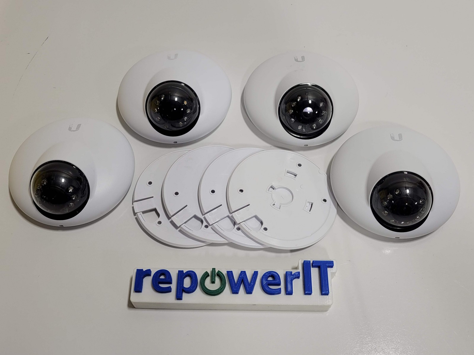 Lot of 4x Ubiquiti UVC-G3-DOME Wide-Angle Lens 1080p Security Cameras + Bracket