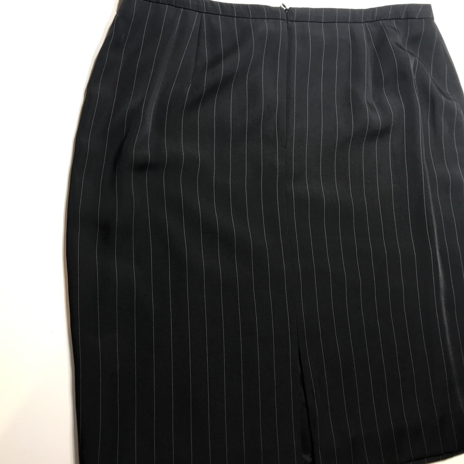 Jones New York Women Black Pinstripe Business Career Classic Modern Skirt Sz 14