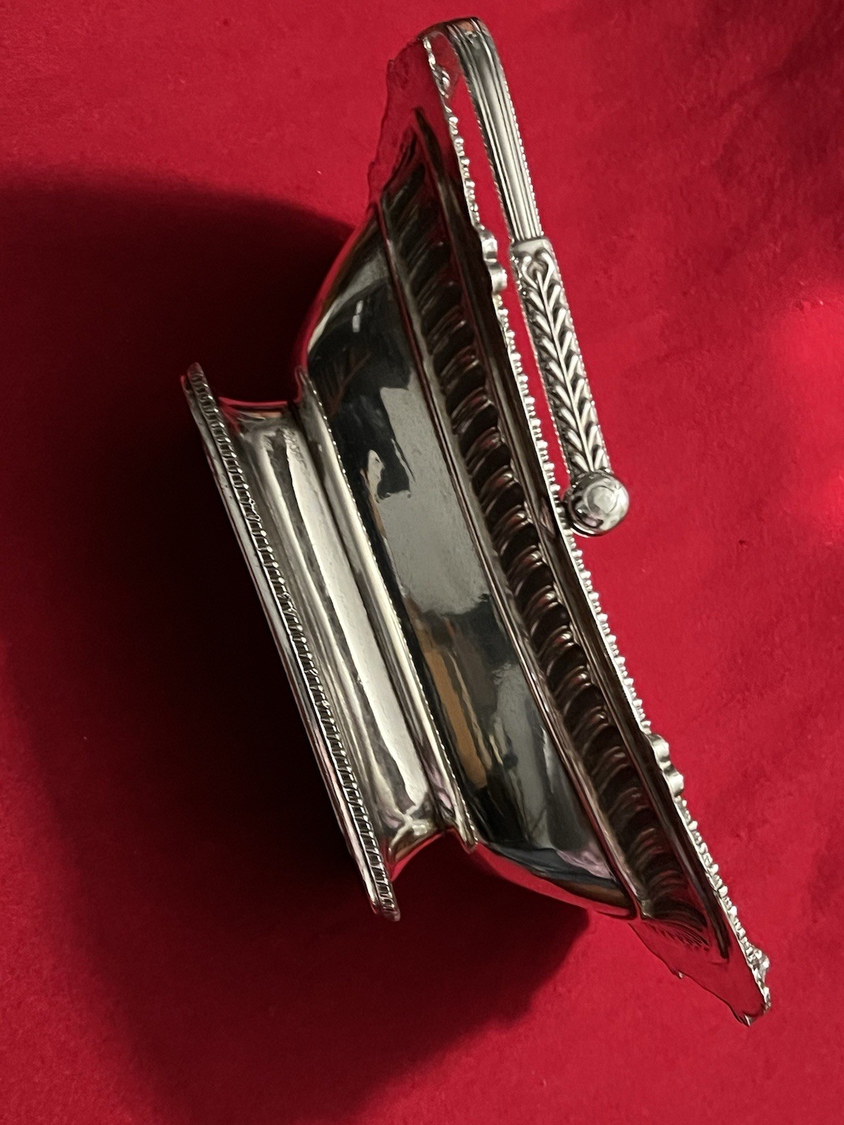 Large George III Old Sheffield Plated Handled Cake Basket W/Shell Border C.1810s