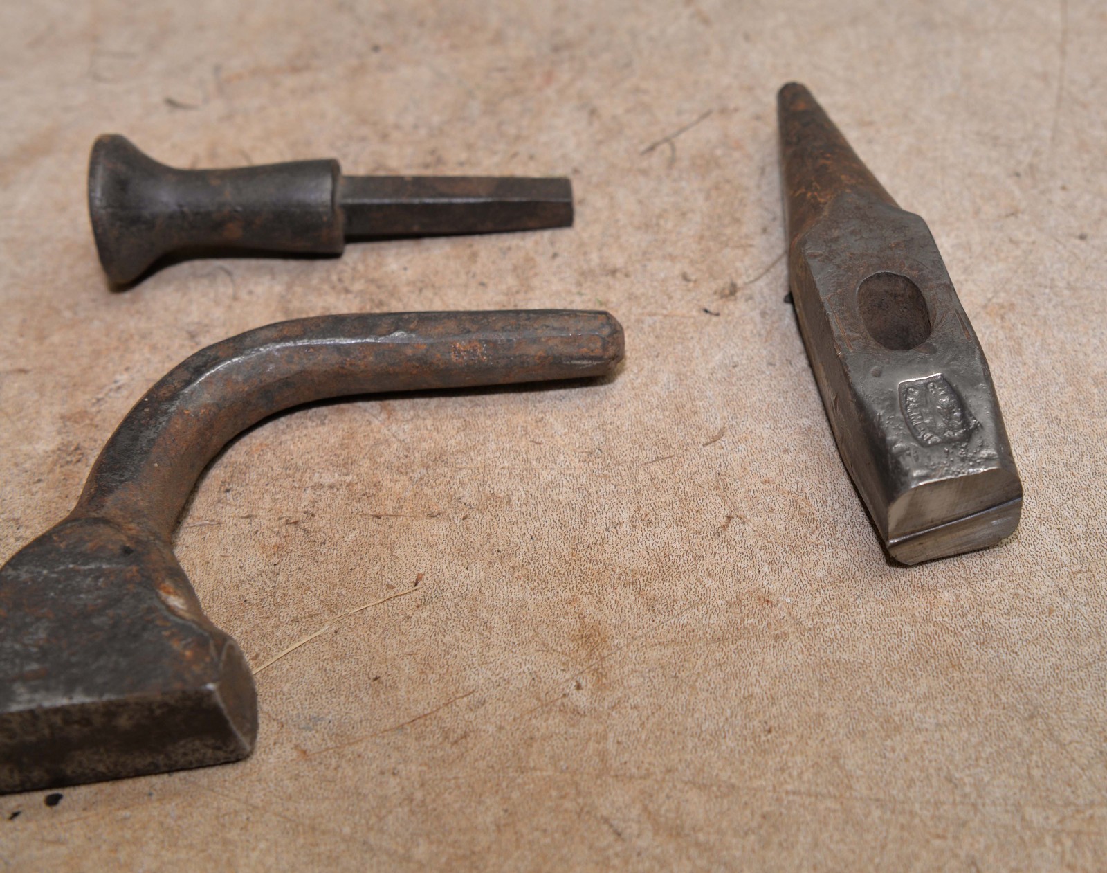 5 blacksmith tools Champion hammer stake anvil hardy metal working tool lot F4