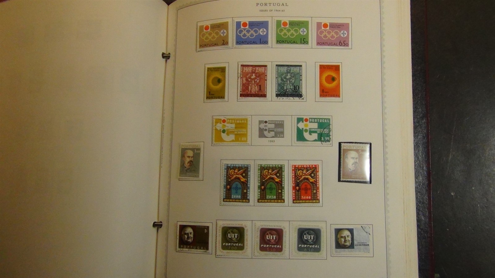 Stampsweis Portugal stamp collection in Minklus Specialty est 800 stamps to 1980