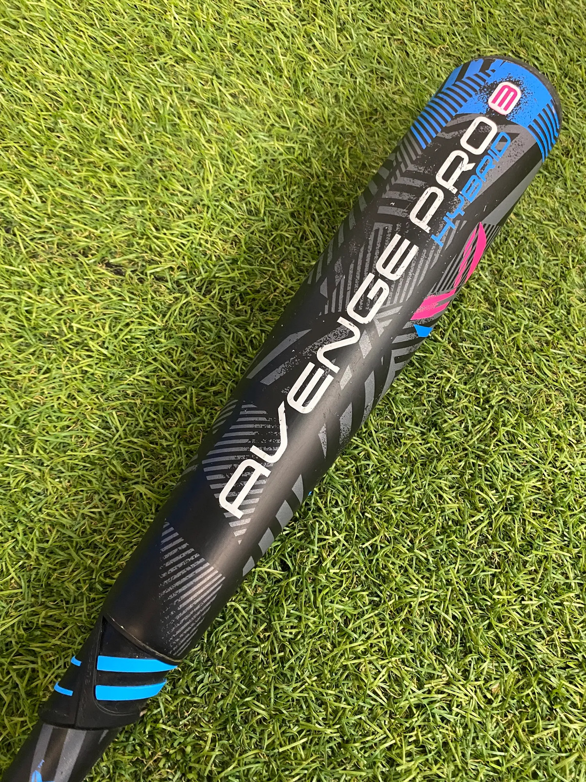 Axe Avenge Pro 3 Hybrid (2 3/4") USSSA Bat (-10)