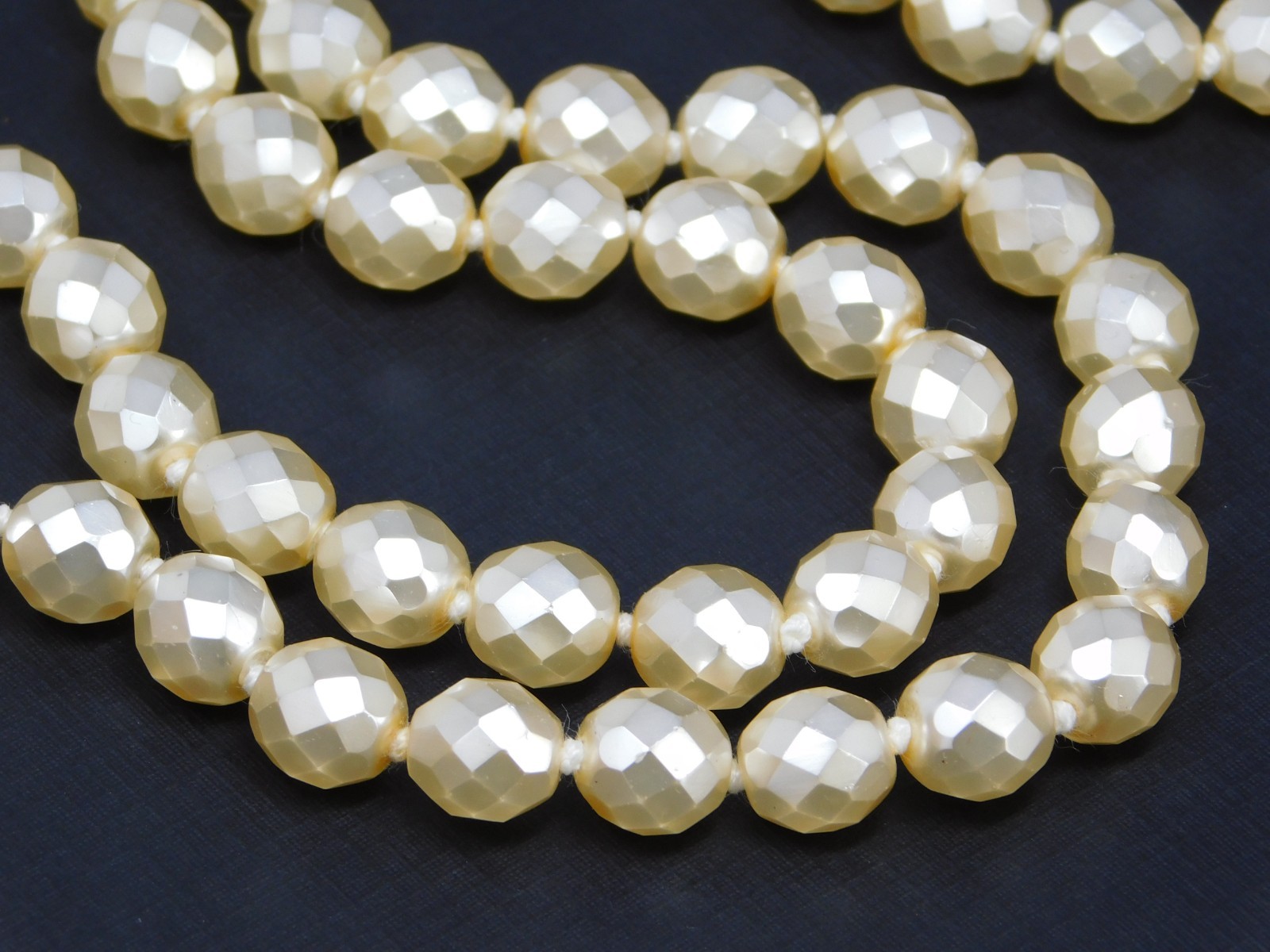 Vintage JOAN RIVERS Cream Hand Knotted Faceted Faux Pearl Glass Bead Necklace